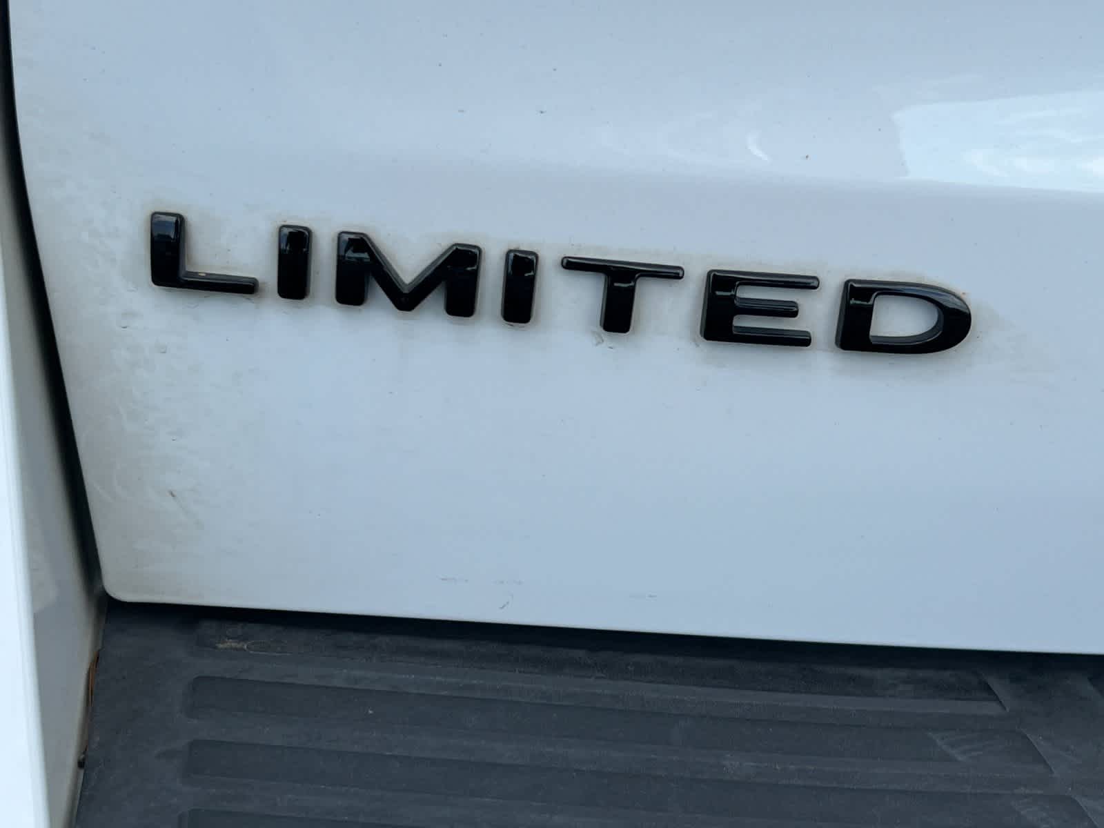 2022 Ford Expedition Limited 8
