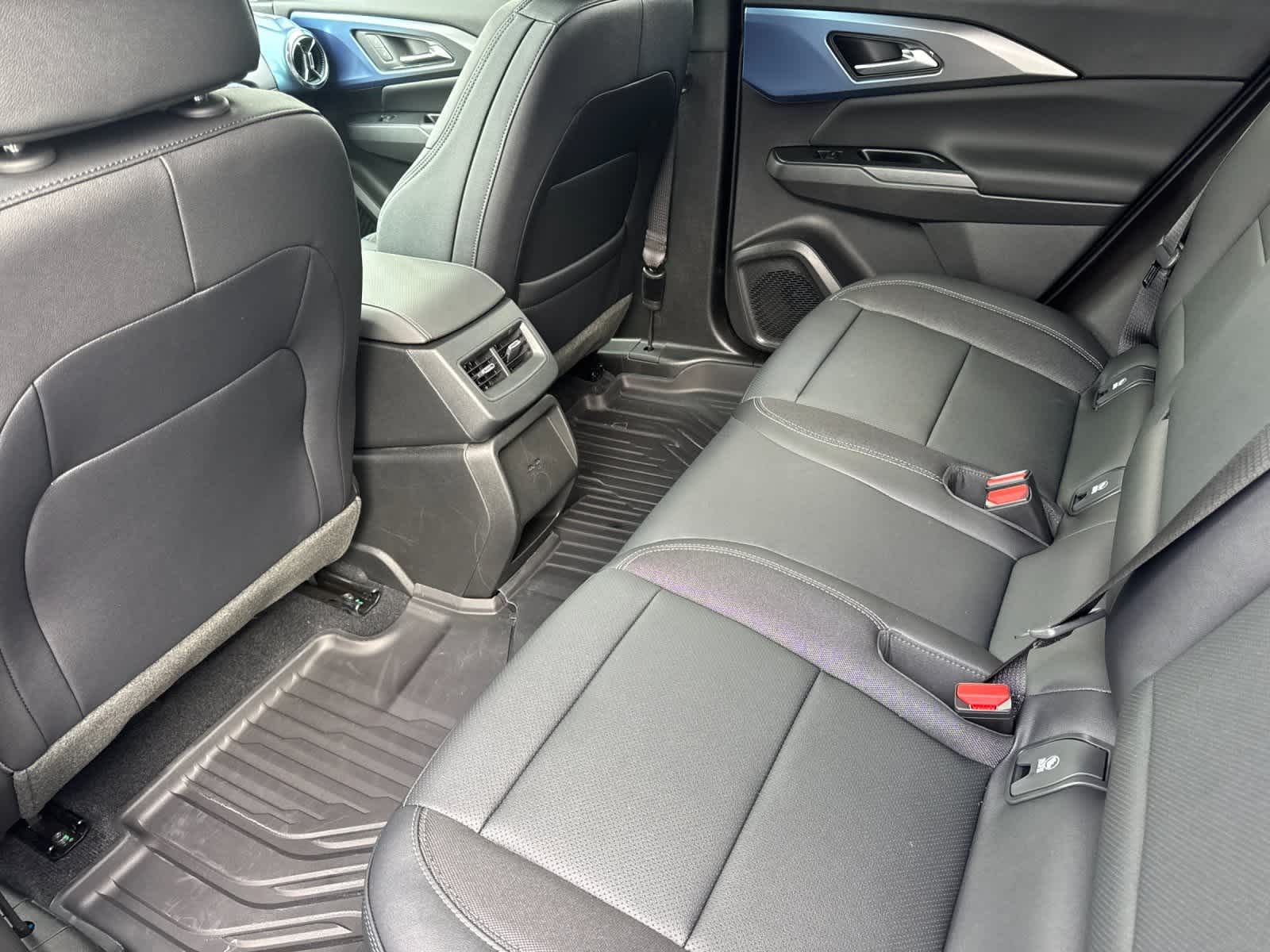 Thumbnail: 2026 Chevrolet Equinox - 4