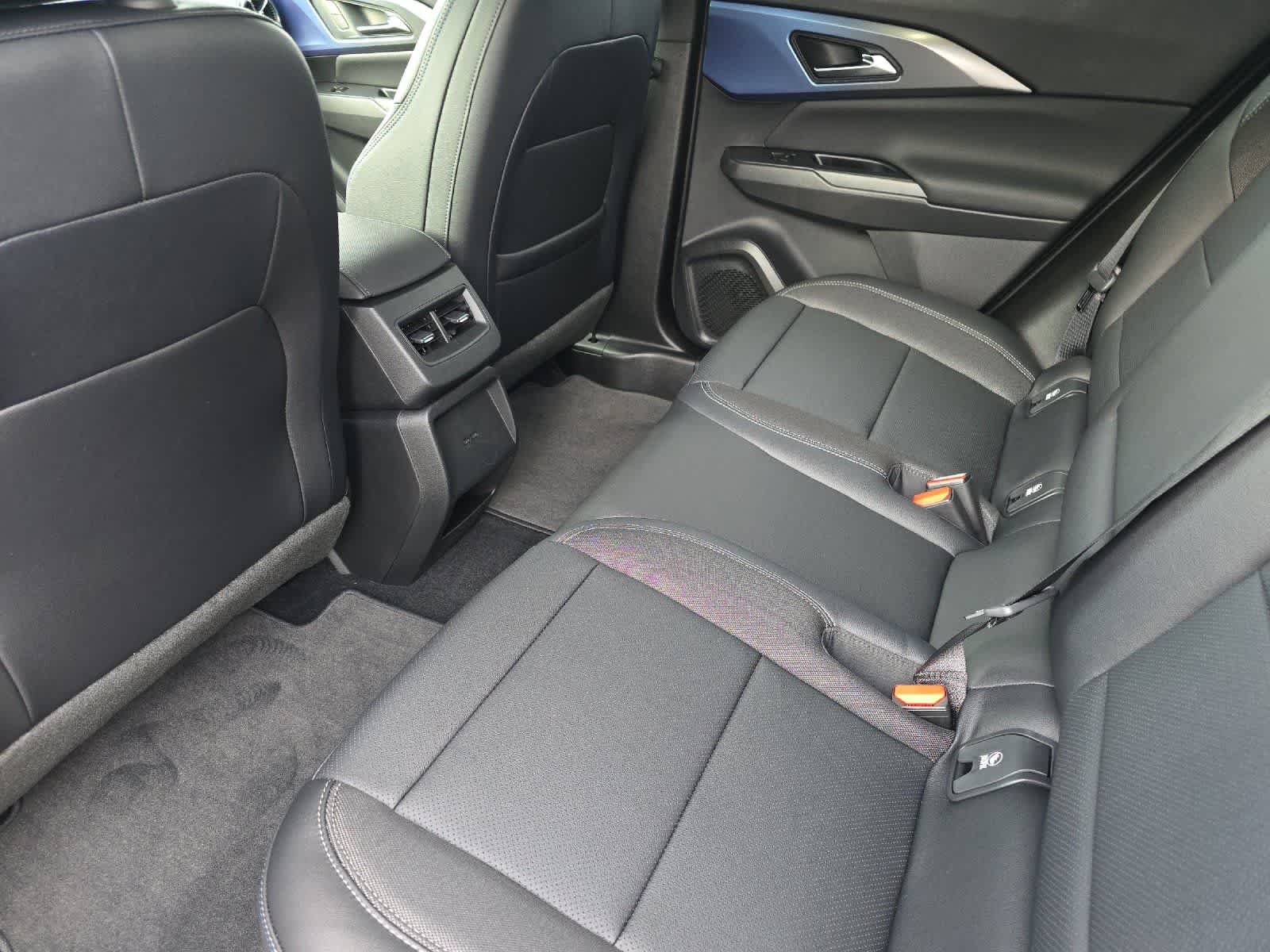 Thumbnail: 2026 Chevrolet Equinox - 4