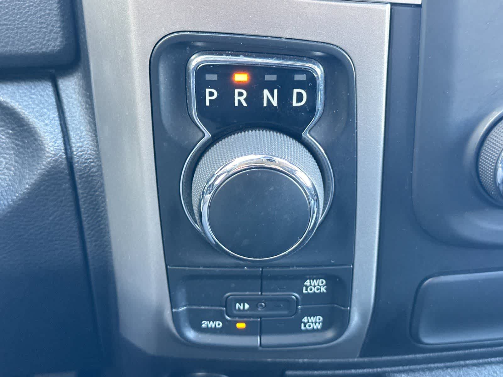 Thumbnail: 2020 RAM 1500 Classic - 21