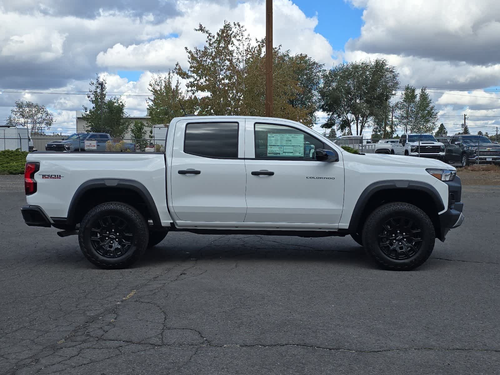 Thumbnail: 2026 Chevrolet Colorado - 8