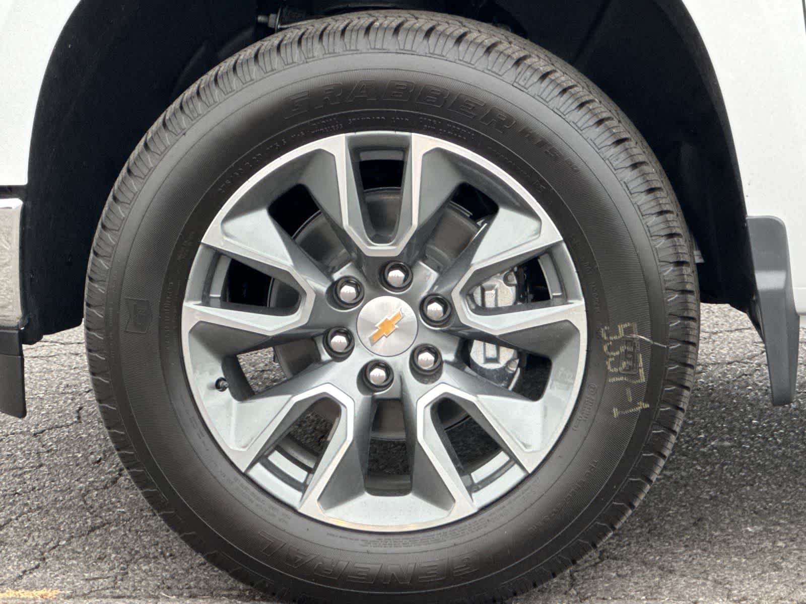 Thumbnail: 2026 Chevrolet Silverado 1500 - 26