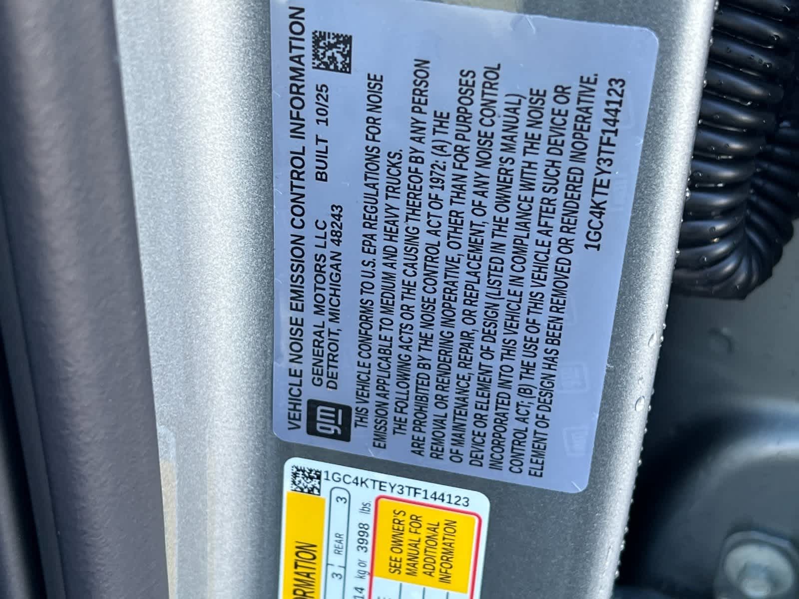 Thumbnail: 2026 Chevrolet Silverado 3500 - 27