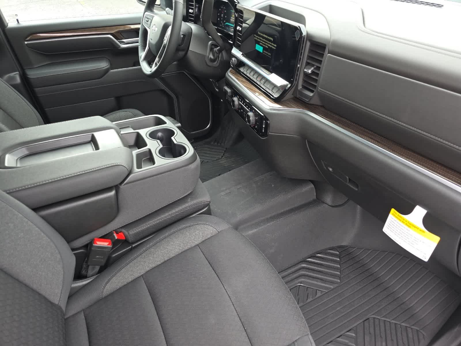 Thumbnail: 2026 Chevrolet Silverado 2500 - 15