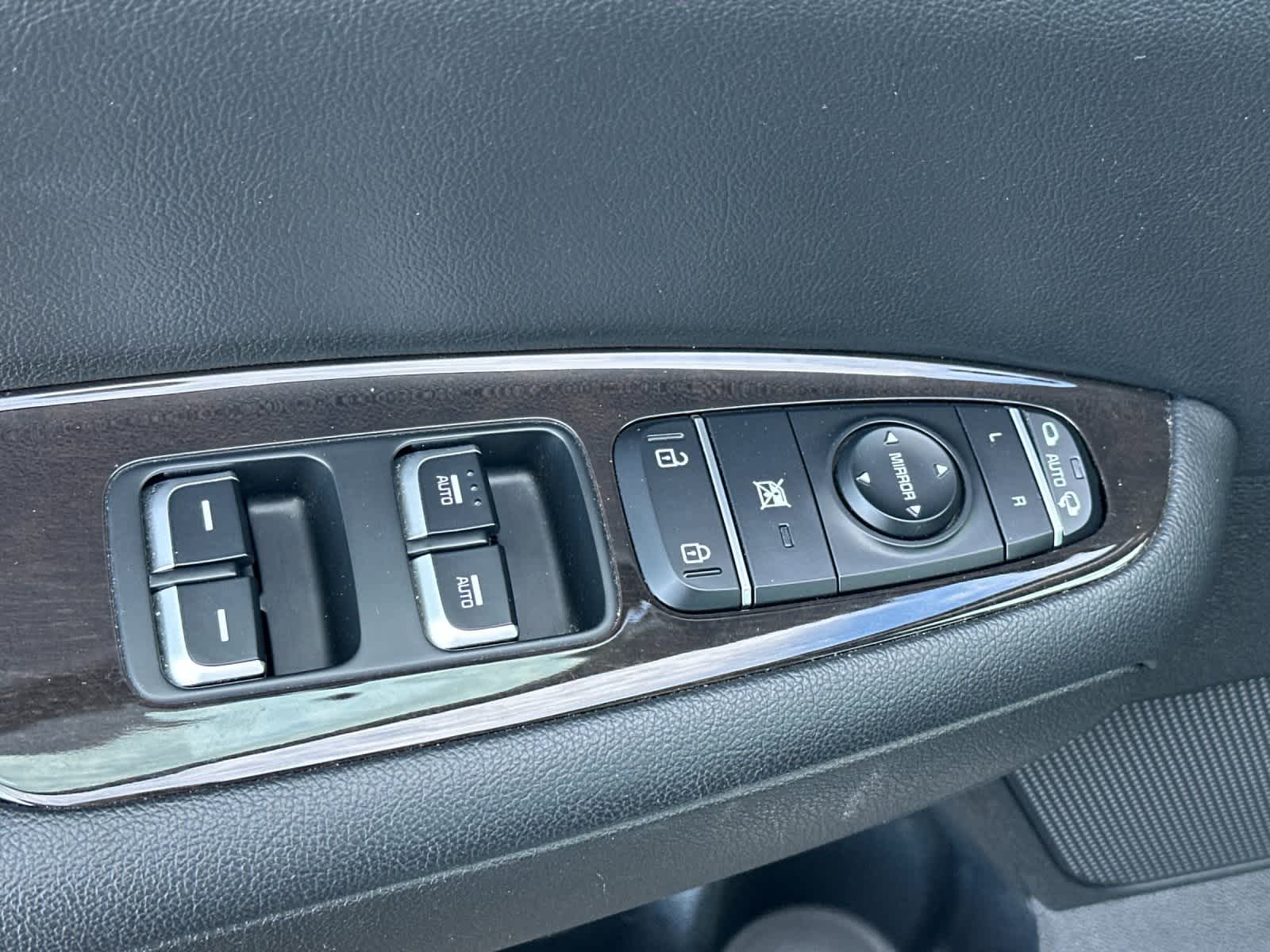 Thumbnail: 2016 Kia Optima - 13