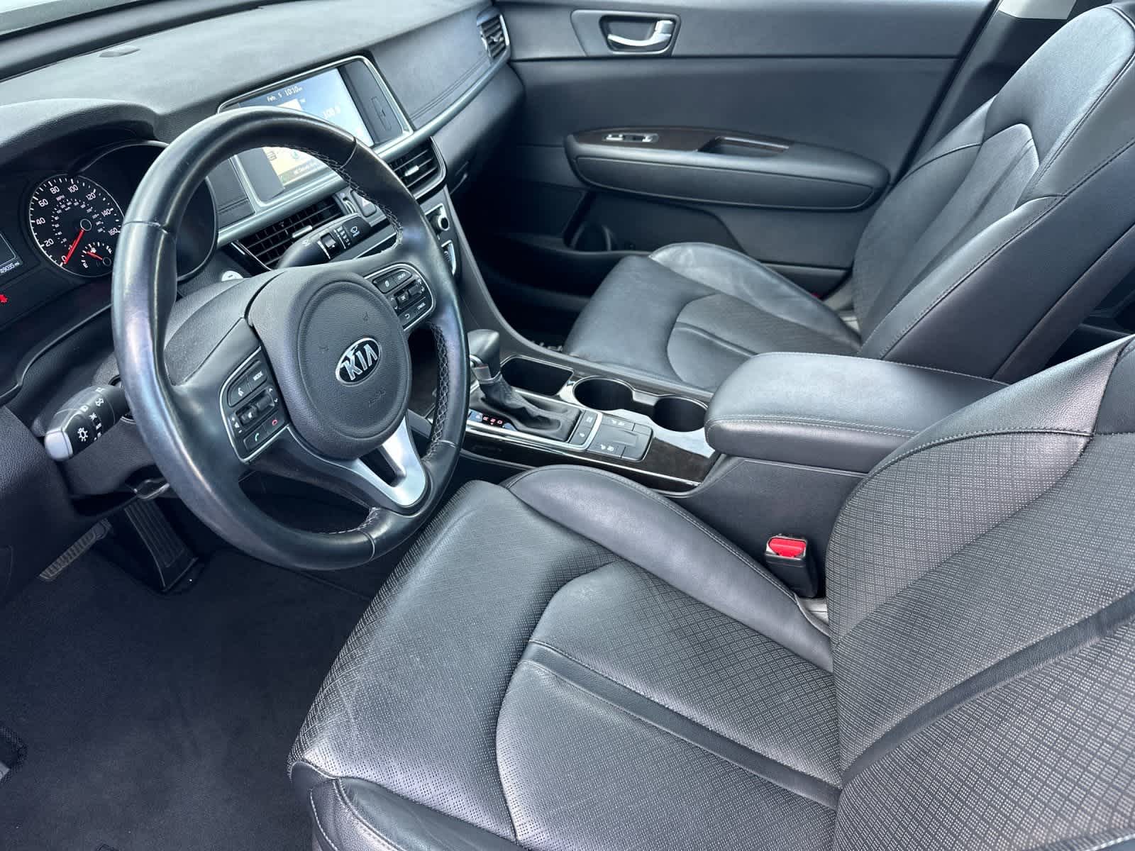 Thumbnail: 2016 Kia Optima - 11