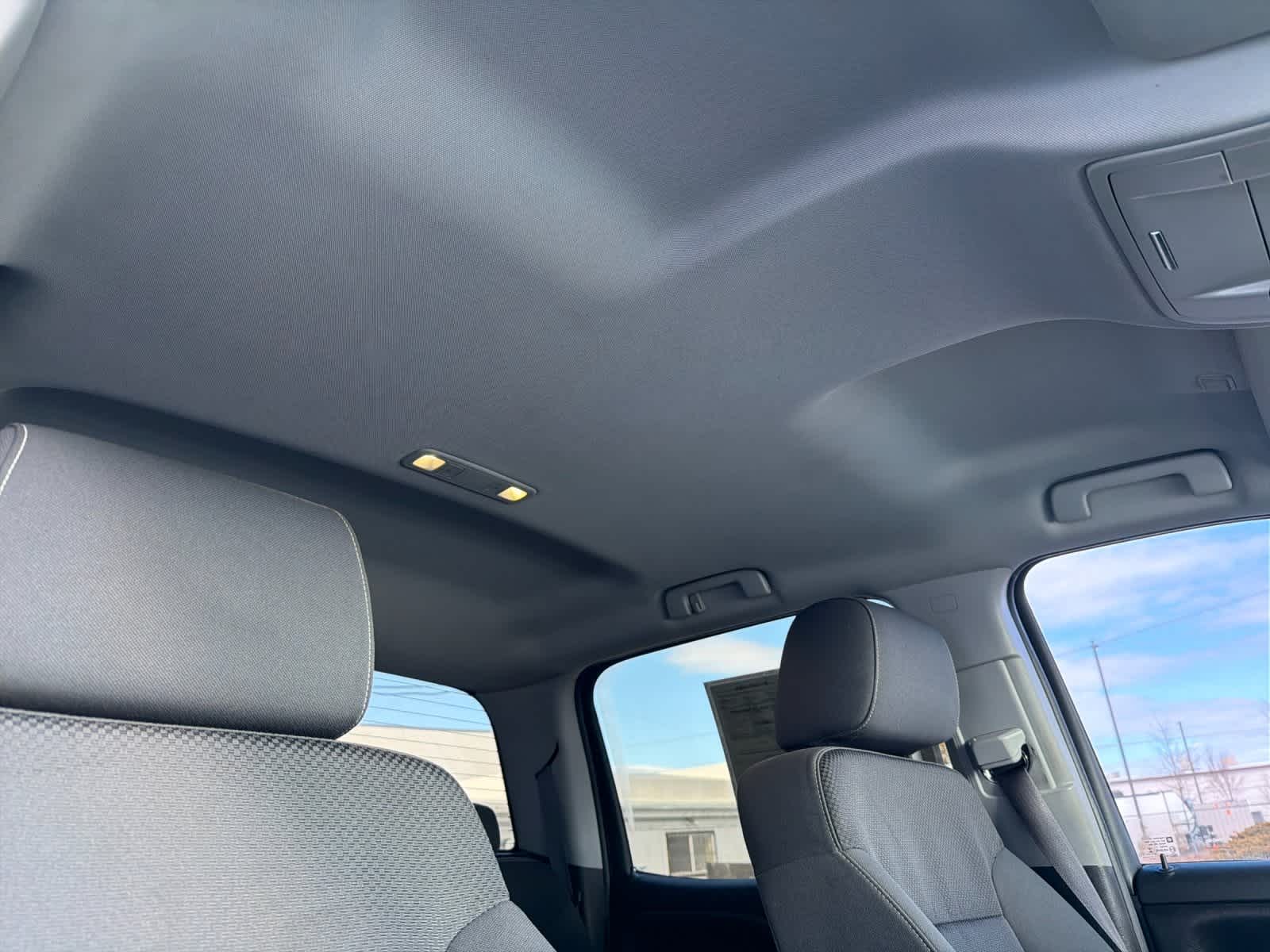 Thumbnail: 2015 Chevrolet Silverado 1500 - 16