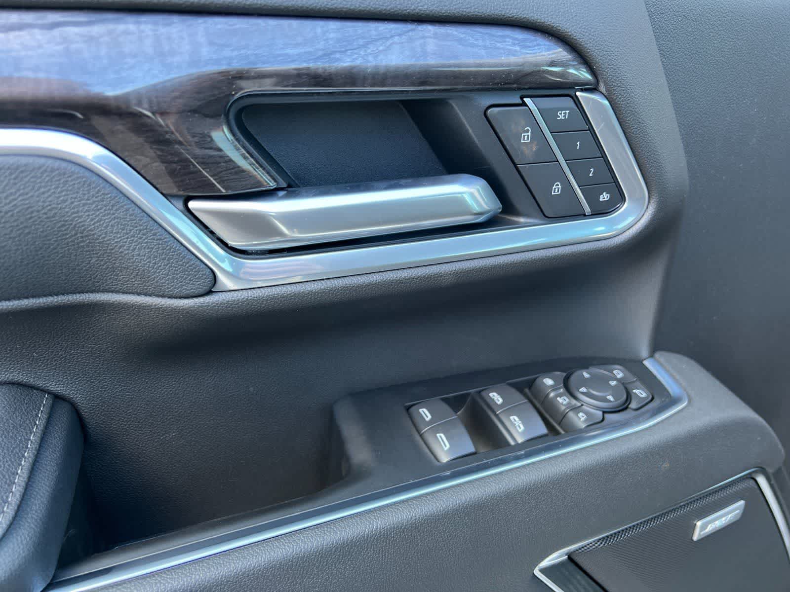 Thumbnail: 2026 Chevrolet Silverado 2500 - 11