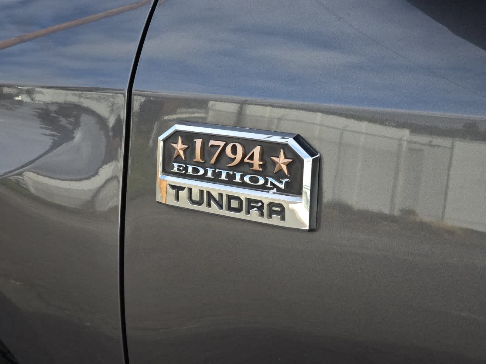Thumbnail: 2014 Toyota Tundra - 26