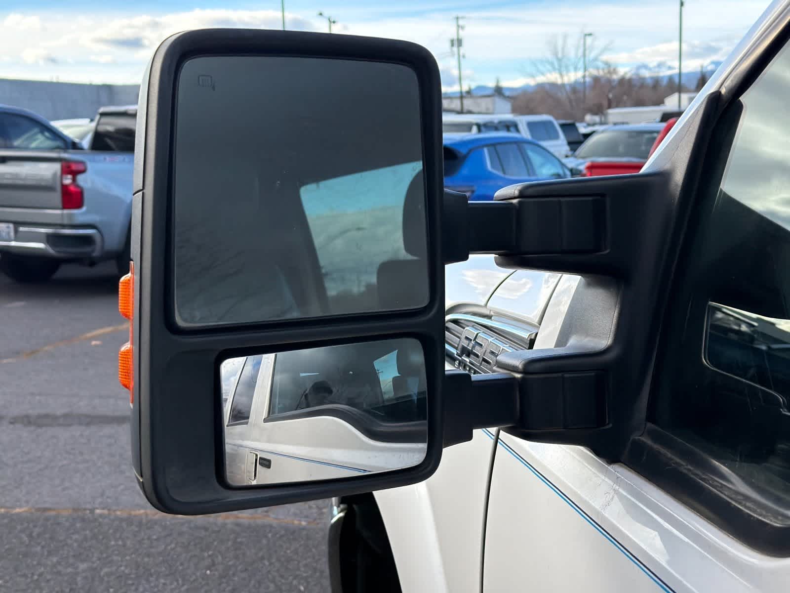 Thumbnail: 2016 Ford F-350 - 10