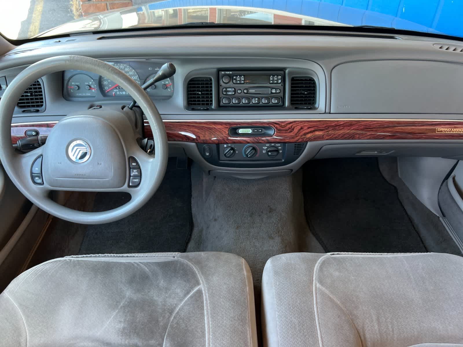 Thumbnail: 2002 Mercury Grand Marquis - 3