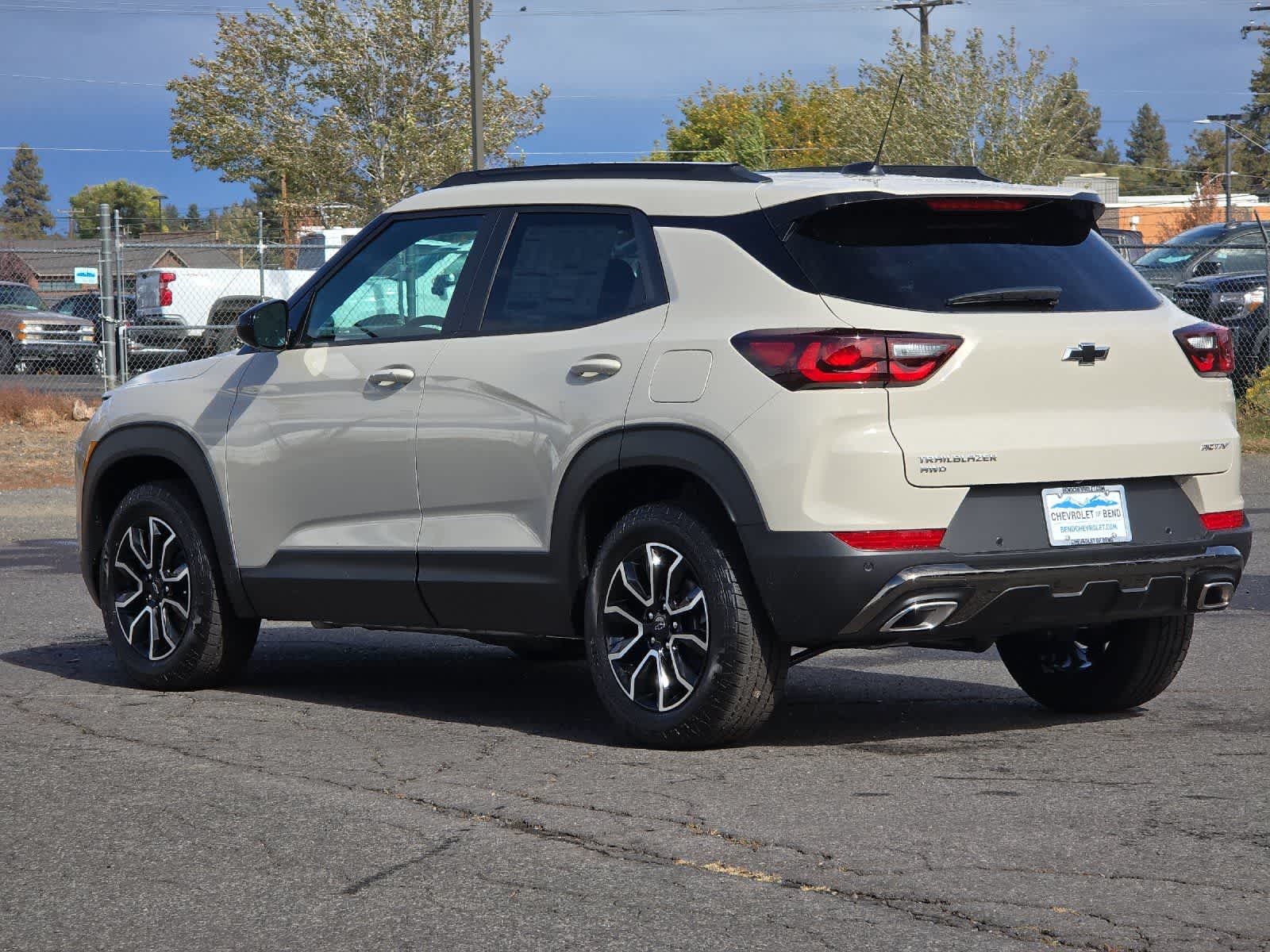 Thumbnail: 2026 Chevrolet TrailBlazer - 6