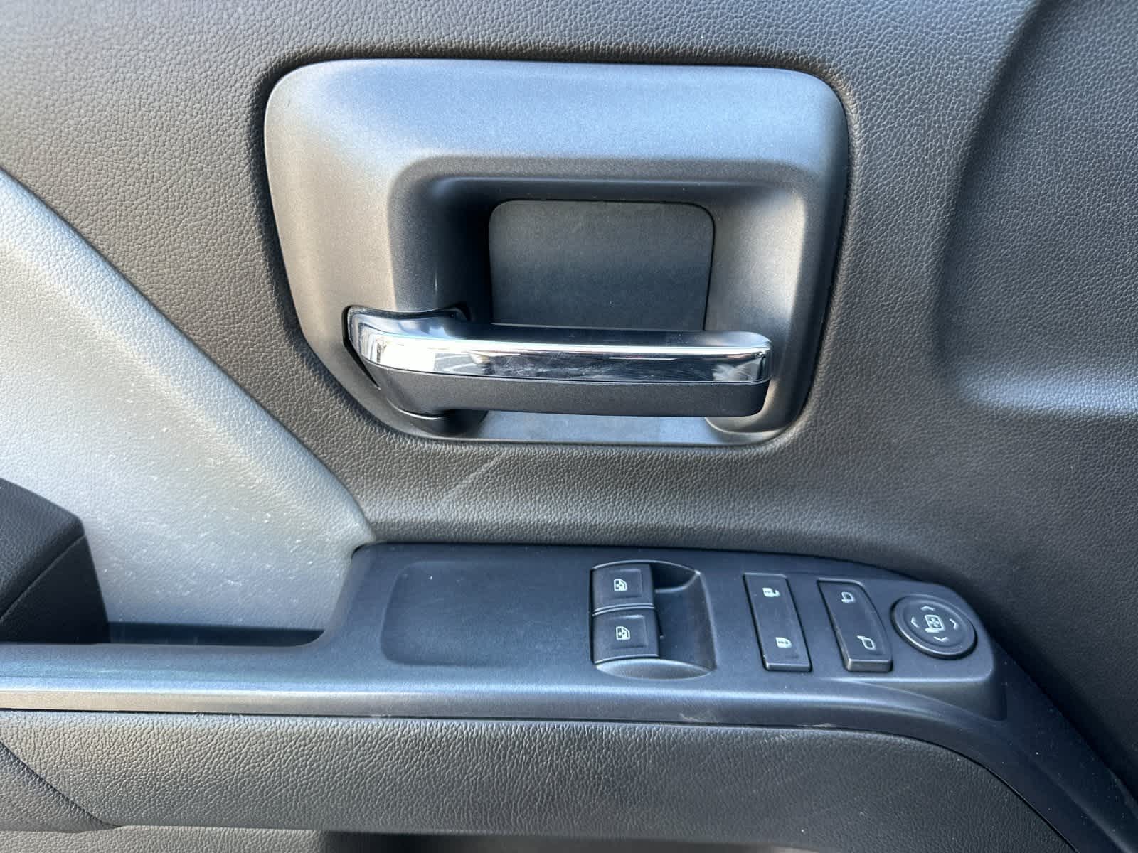 Thumbnail: 2016 Chevrolet Silverado 1500 - 10
