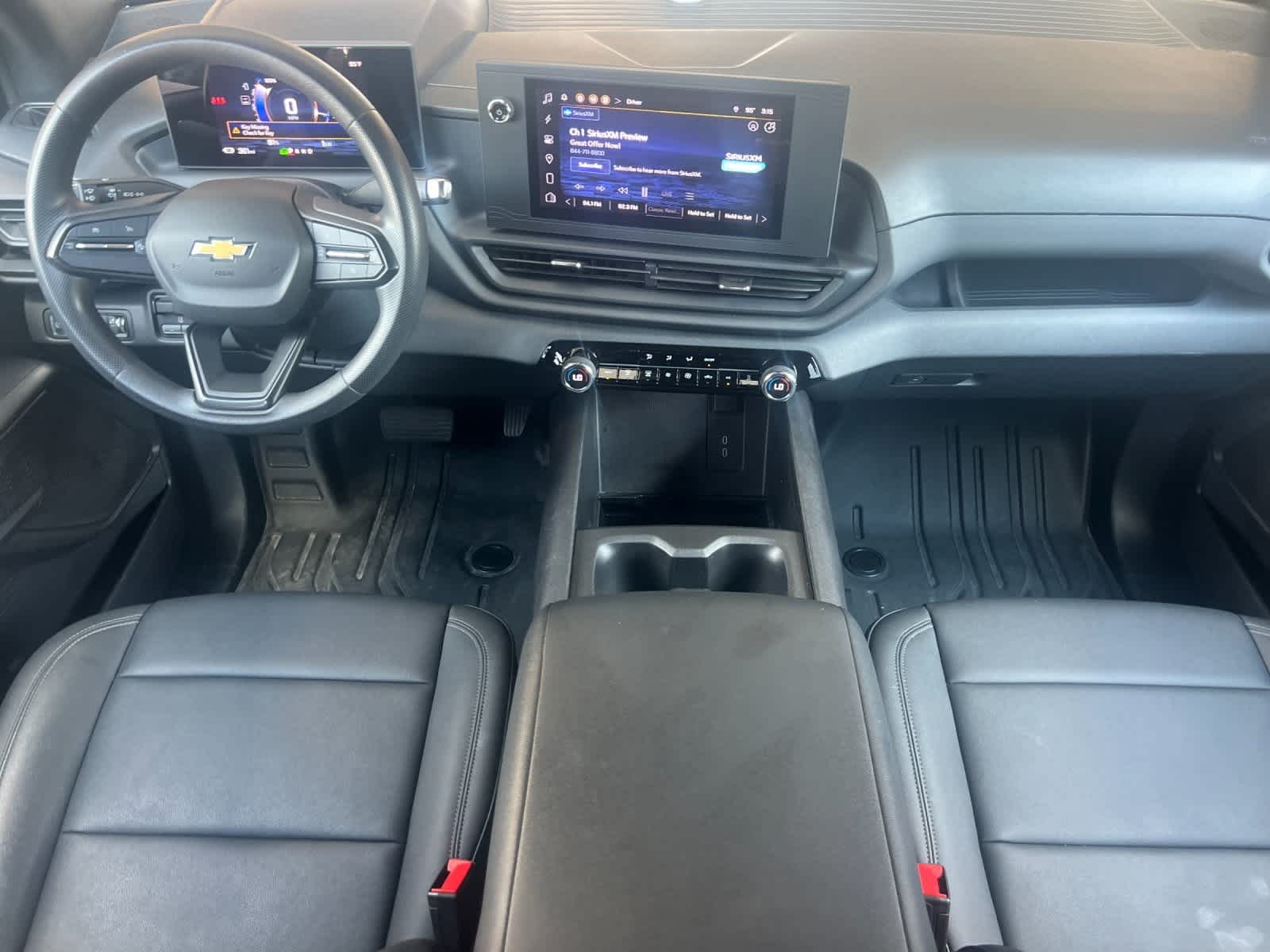 Thumbnail: 2024 Chevrolet Silverado EV - 3