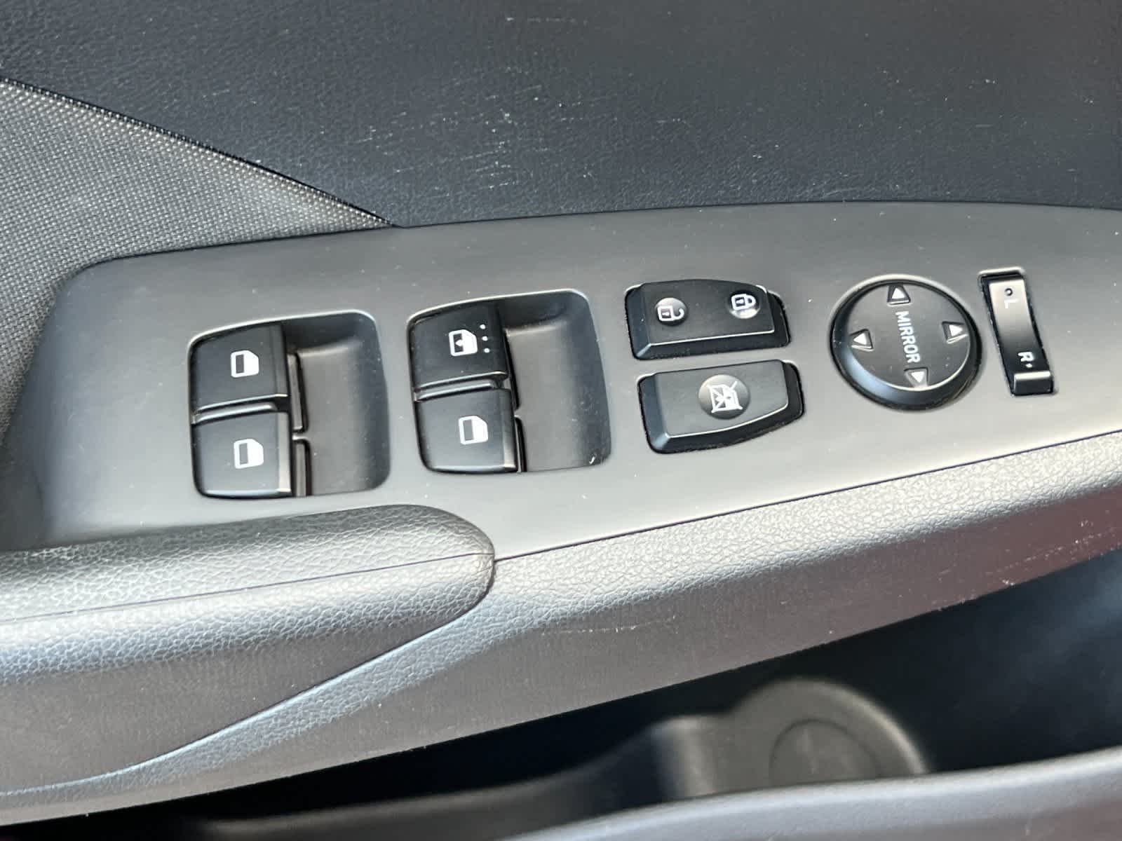 Thumbnail: 2019 Hyundai Accent - 13