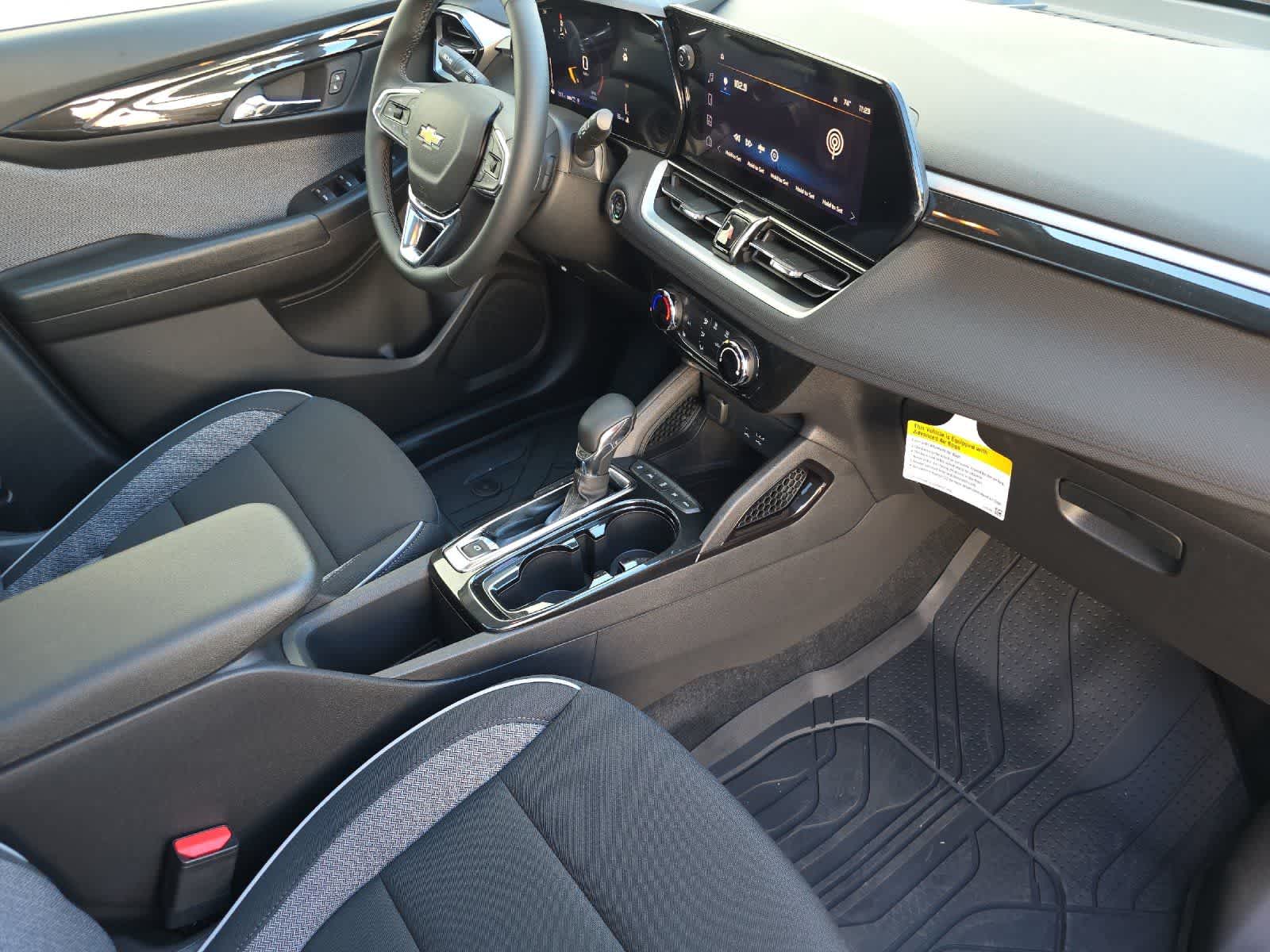 Thumbnail: 2026 Chevrolet TrailBlazer - 16