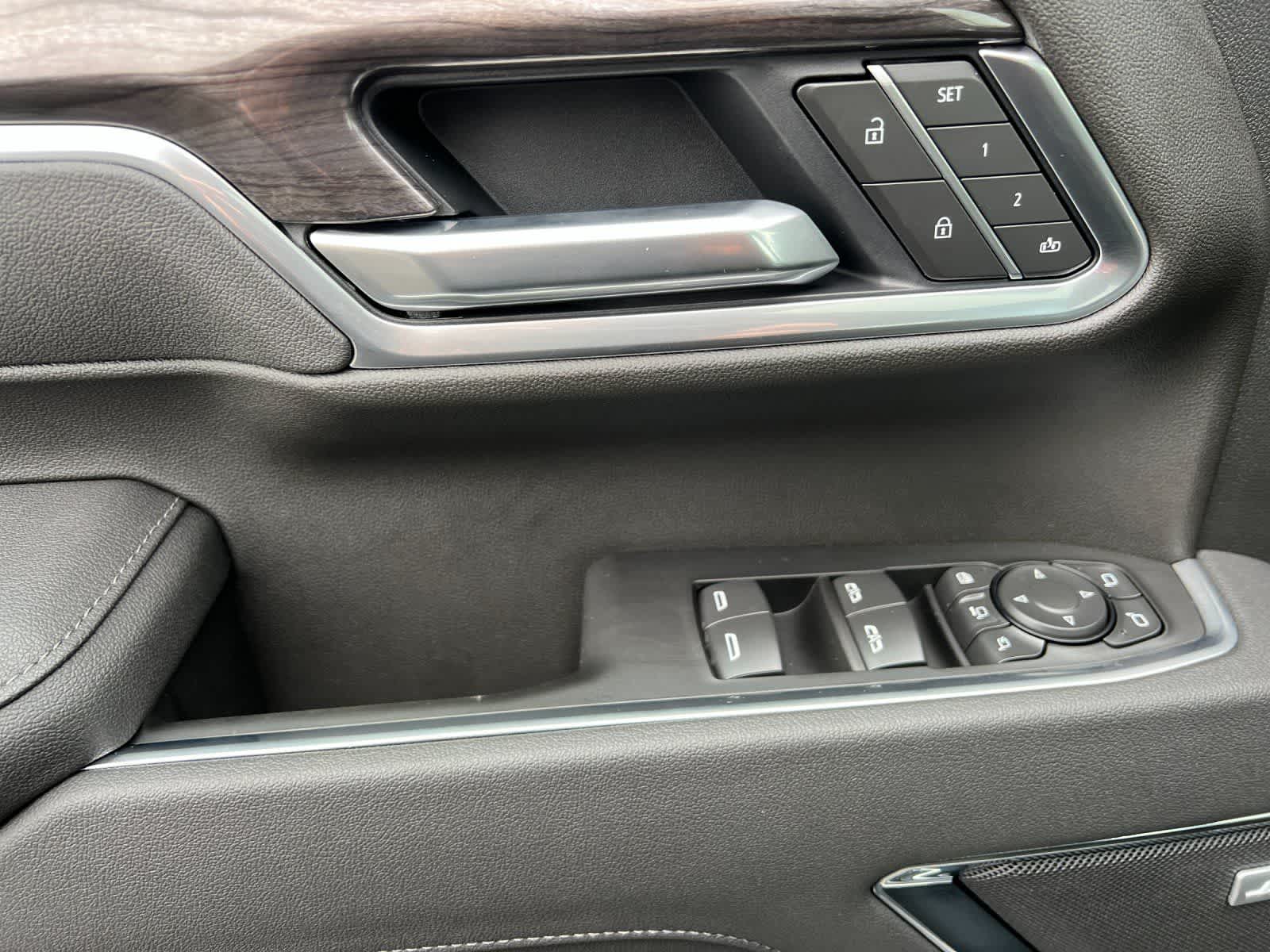 Thumbnail: 2026 Chevrolet Silverado 2500 - 12