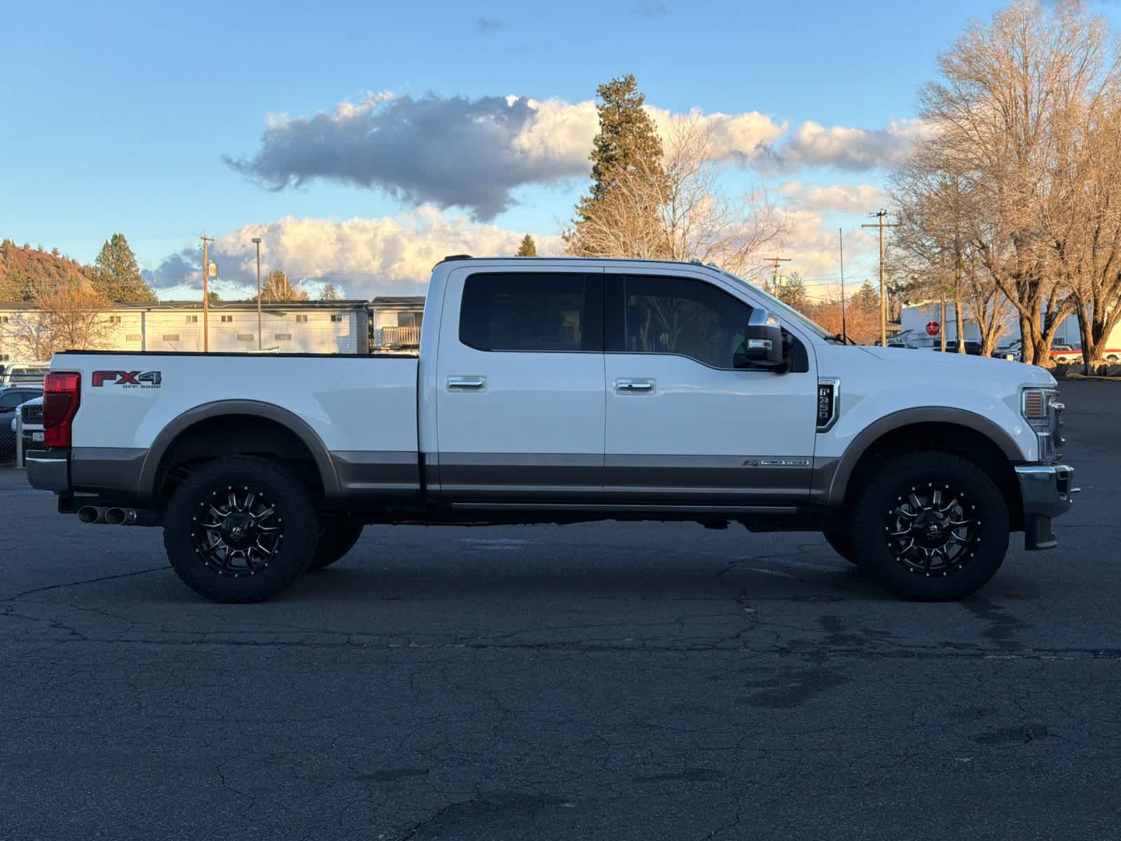 Thumbnail: 2022 Ford F-350 - 8