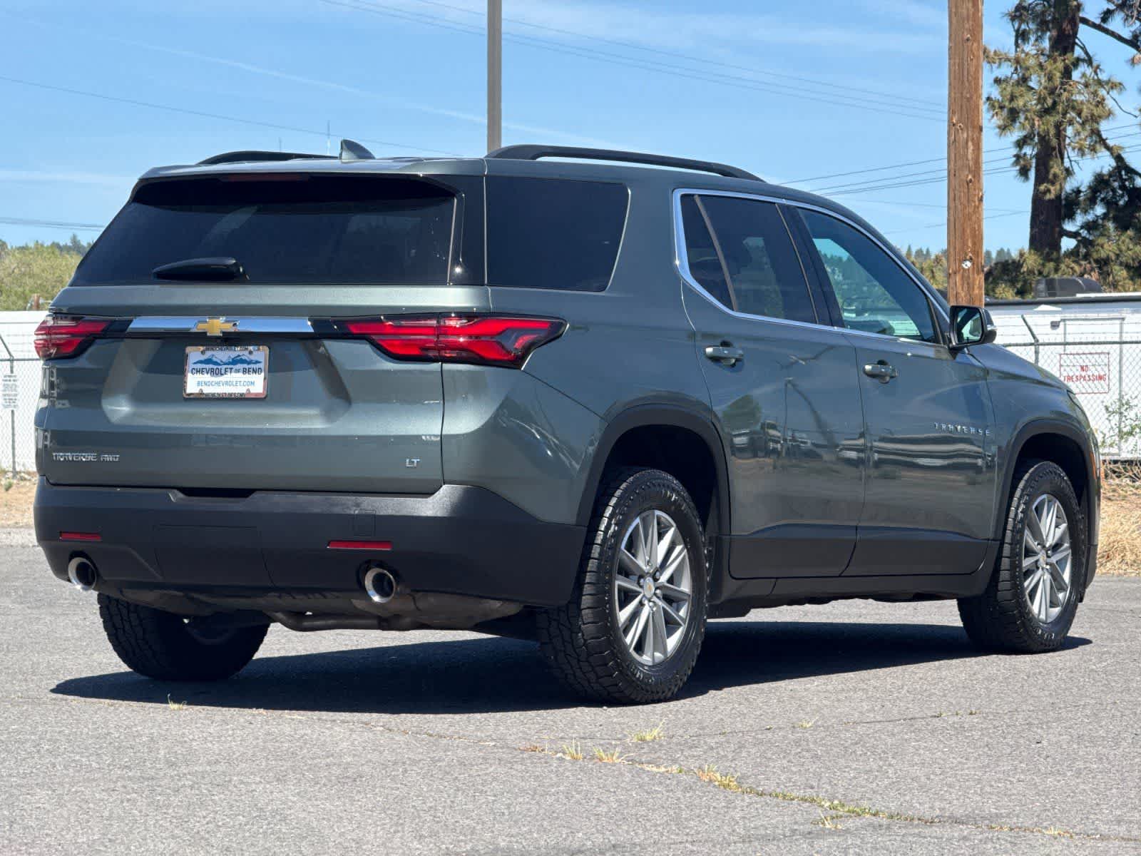Thumbnail: 2023 Chevrolet Traverse - 2