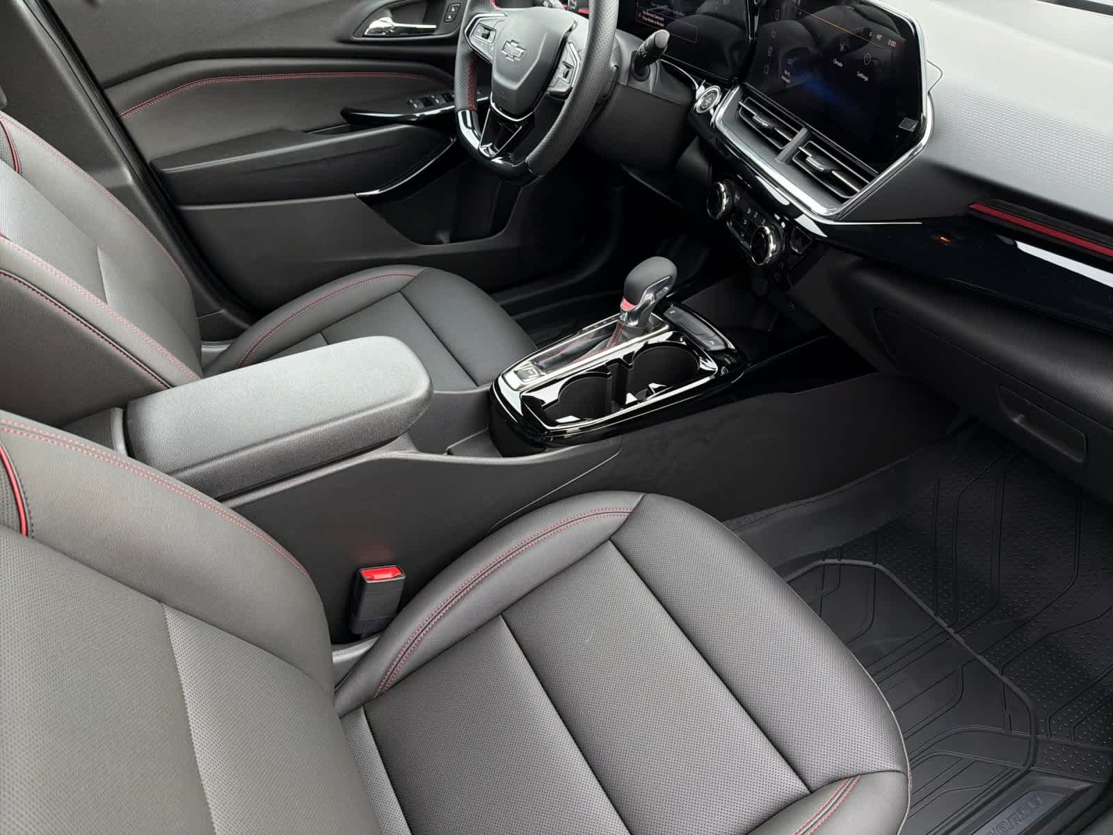 Thumbnail: 2026 Chevrolet Trax - 16