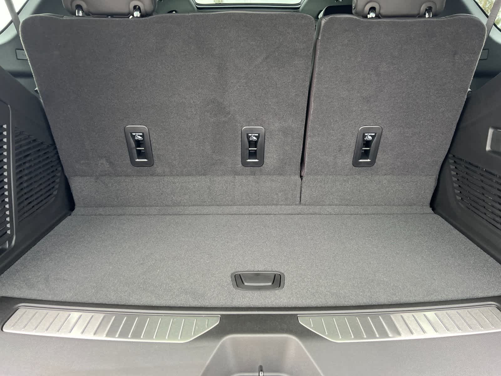 Thumbnail: 2026 Chevrolet Tahoe - 17