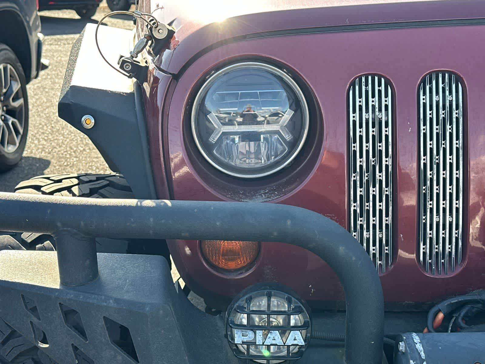 Thumbnail: 2010 Jeep Wrangler - 8