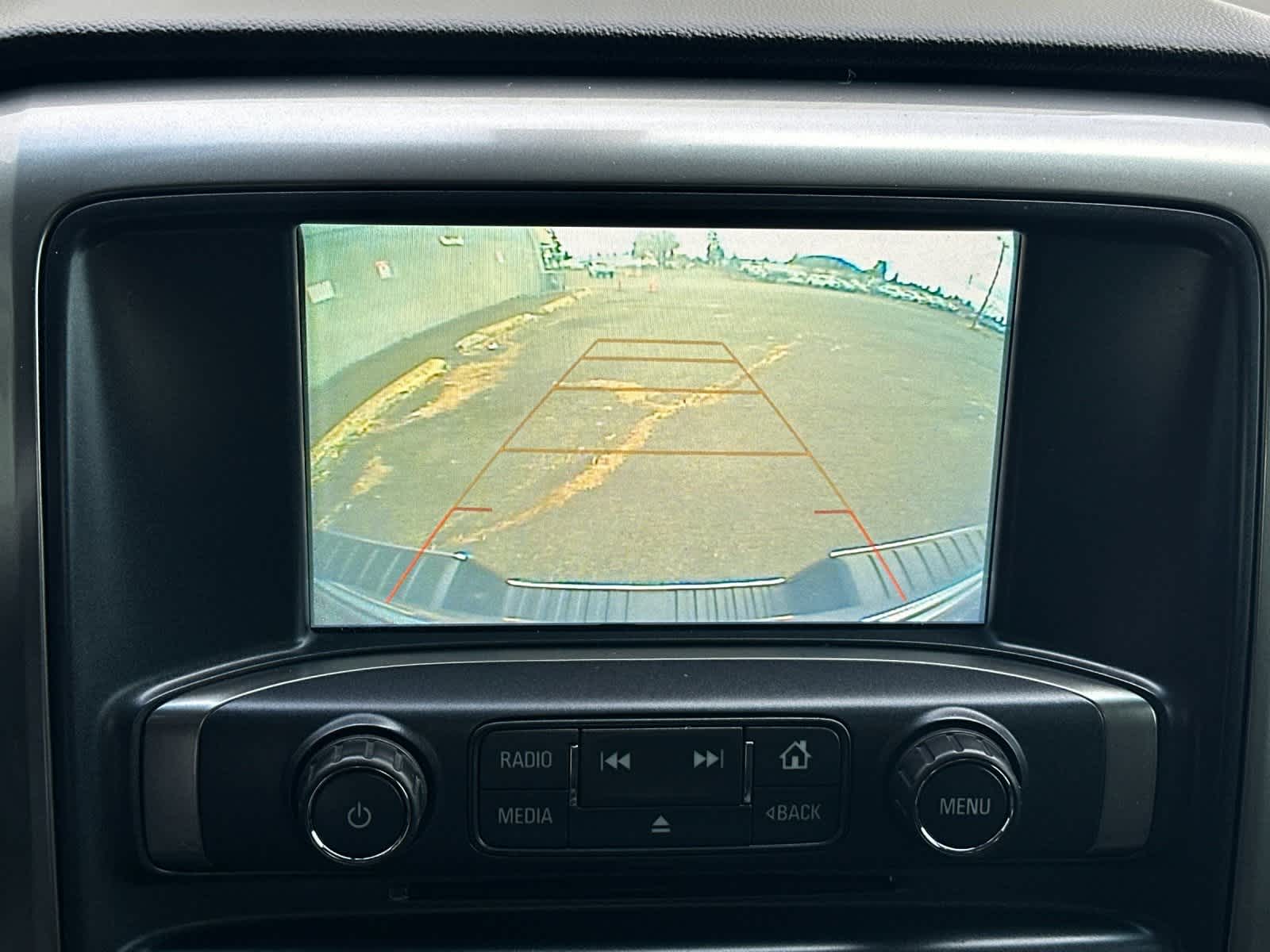 Thumbnail: 2018 Chevrolet Silverado 1500 - 19