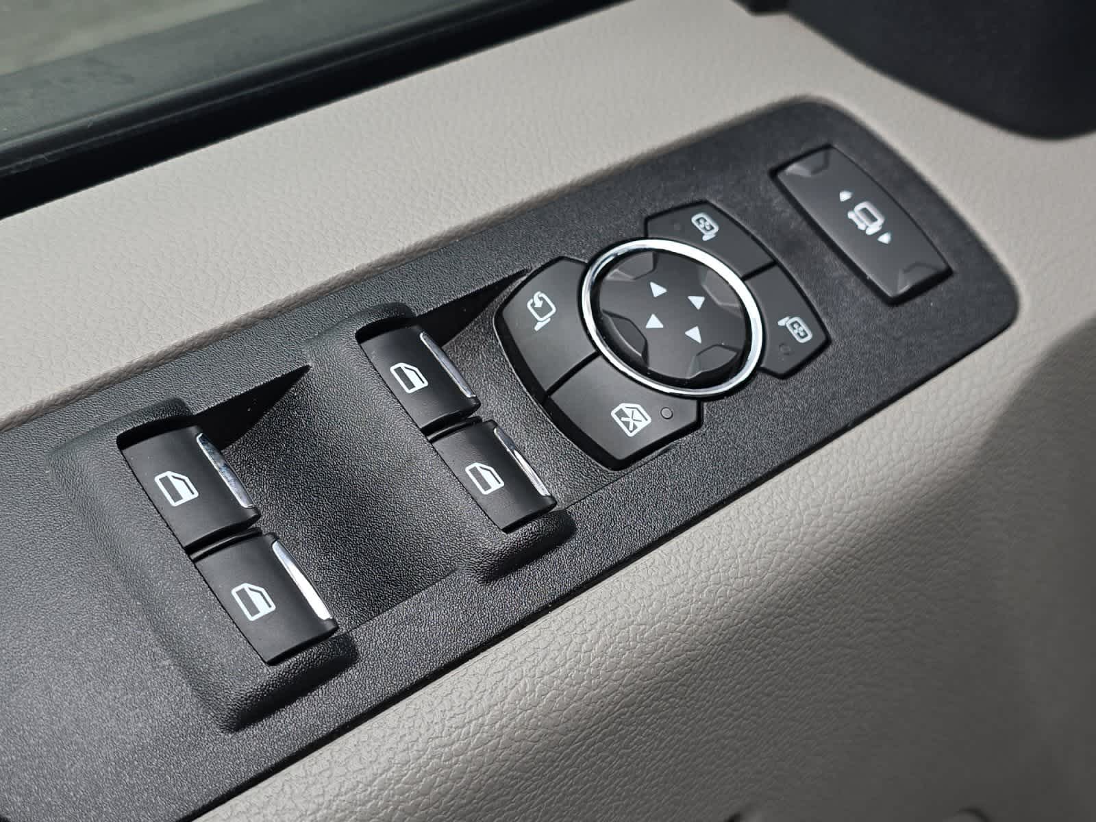 Thumbnail: 2022 Ford F-250 - 13