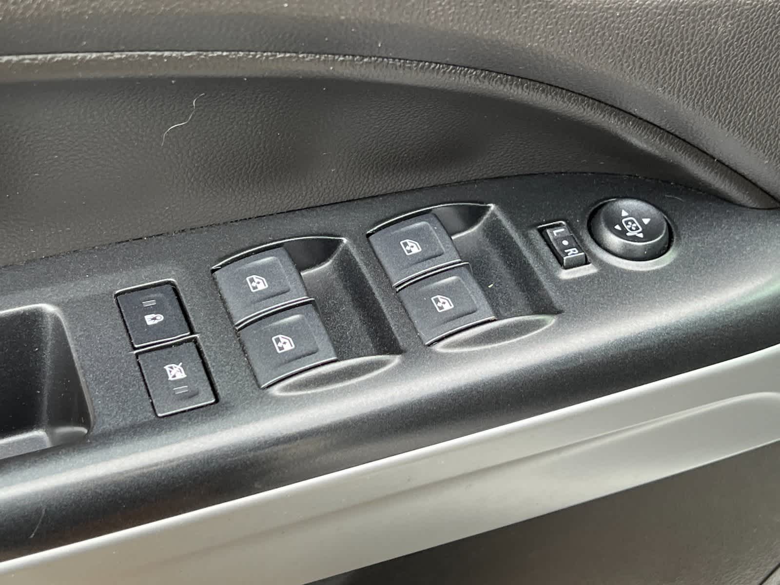 Thumbnail: 2018 Chevrolet Colorado - 13