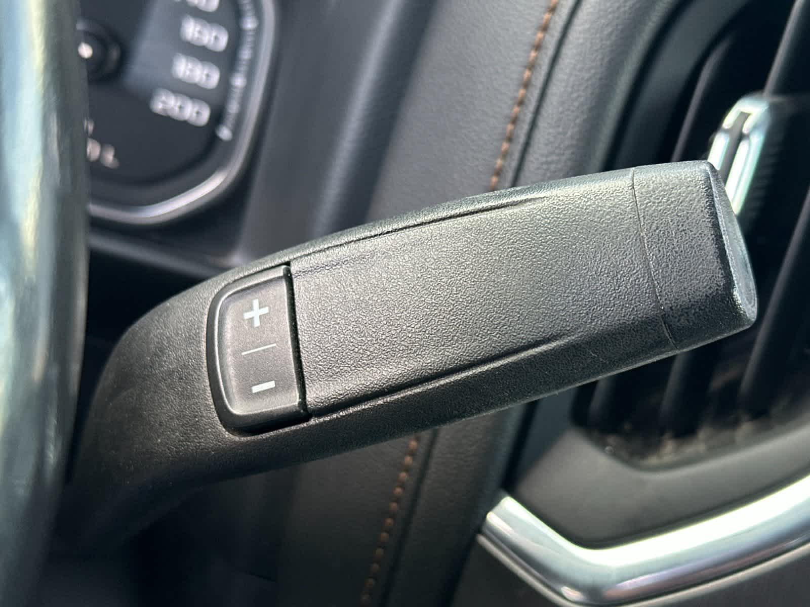 Thumbnail: 2020 GMC Sierra 2500 - 21