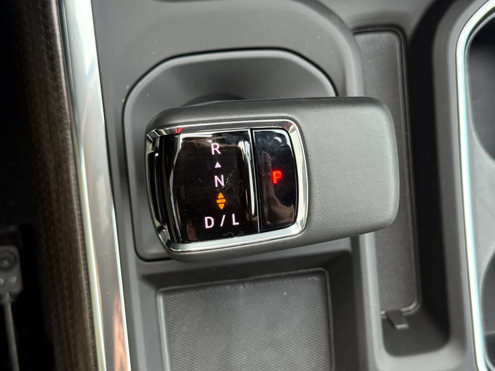 Thumbnail: 2026 Chevrolet Silverado 1500 - 21