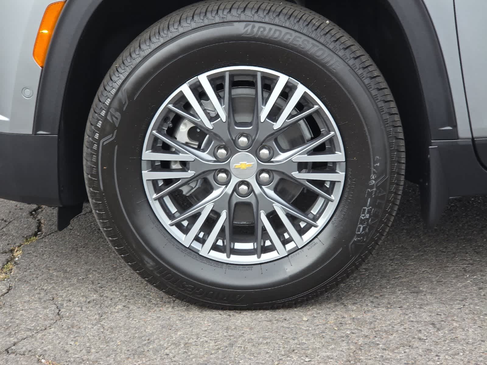 Thumbnail: 2026 Chevrolet Traverse - 27