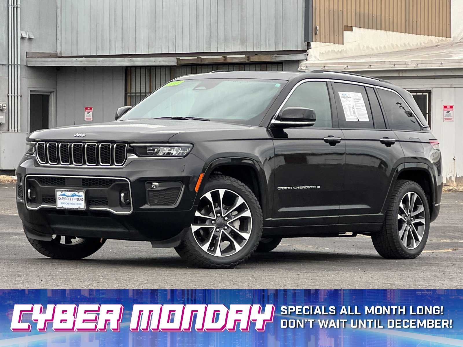 Thumbnail: 2023 Jeep Grand Cherokee - 1