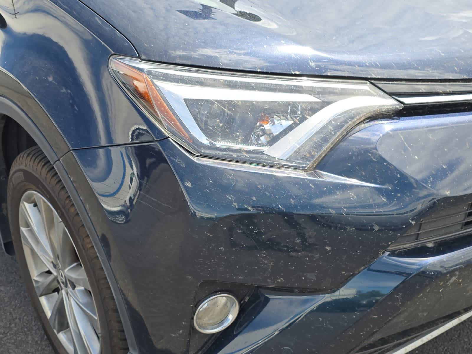 Thumbnail: 2017 Toyota RAV4 - 11