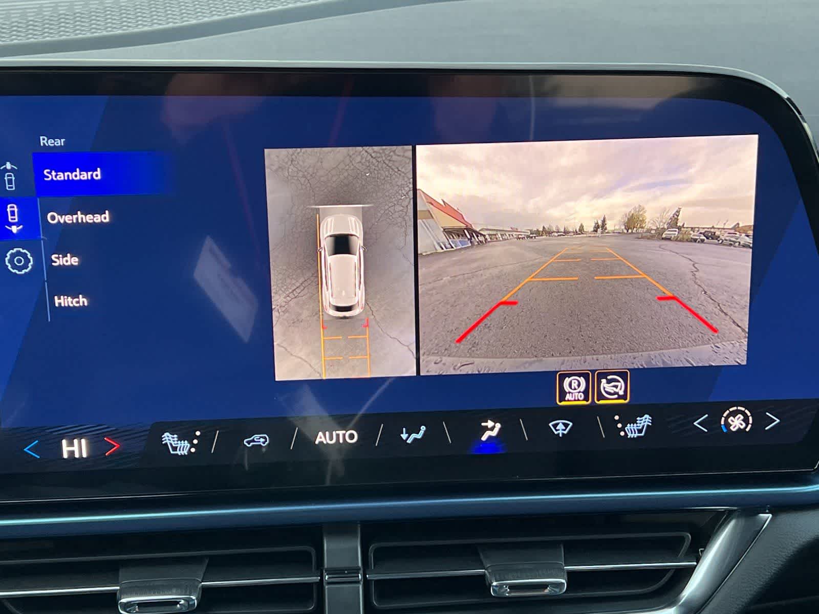 Thumbnail: 2026 Chevrolet Equinox - 18