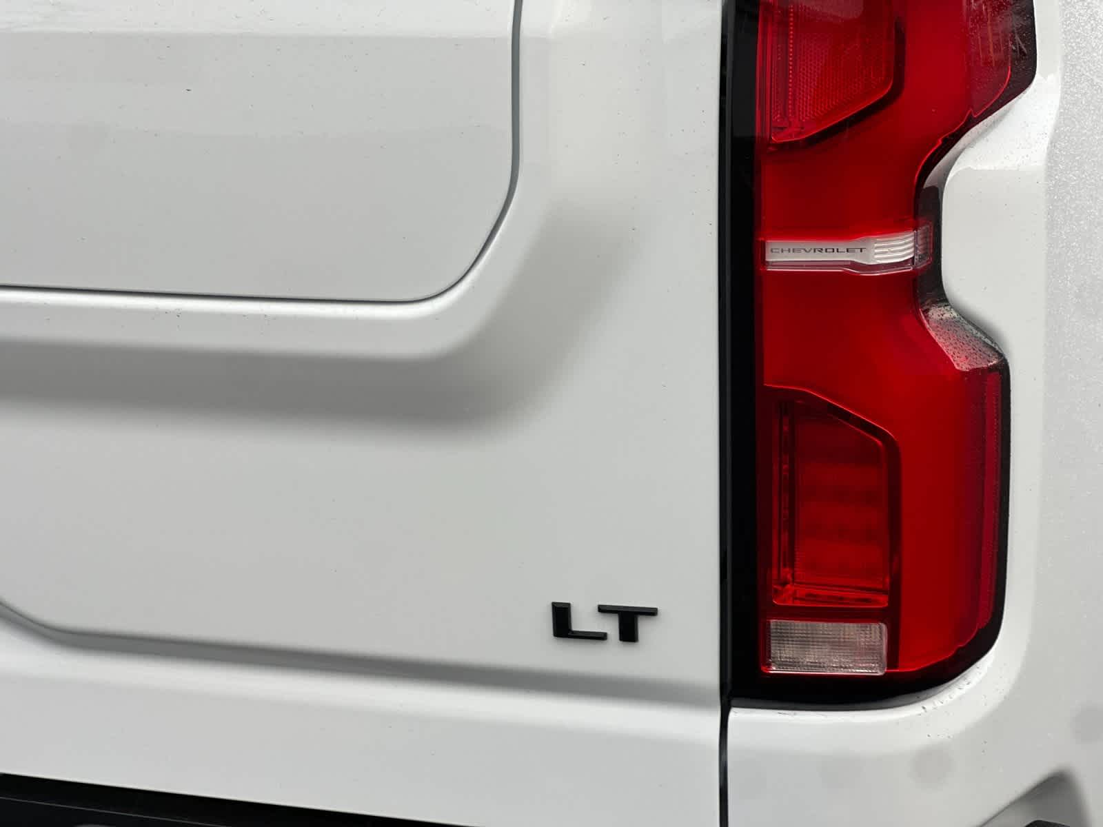 Thumbnail: 2026 Chevrolet Silverado 2500 - 25