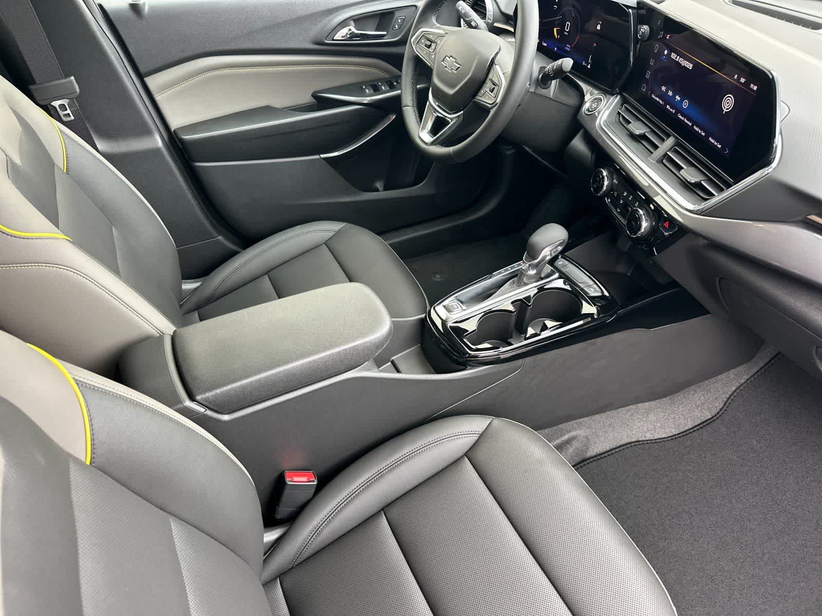Thumbnail: 2026 Chevrolet Trax - 16