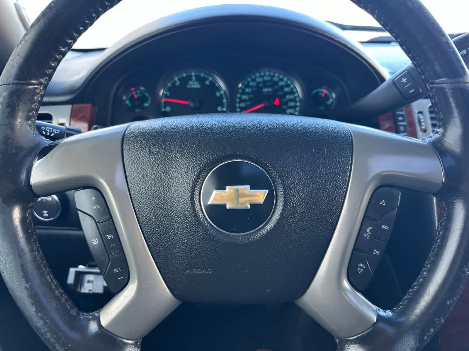 Thumbnail: 2013 Chevrolet Tahoe - 22