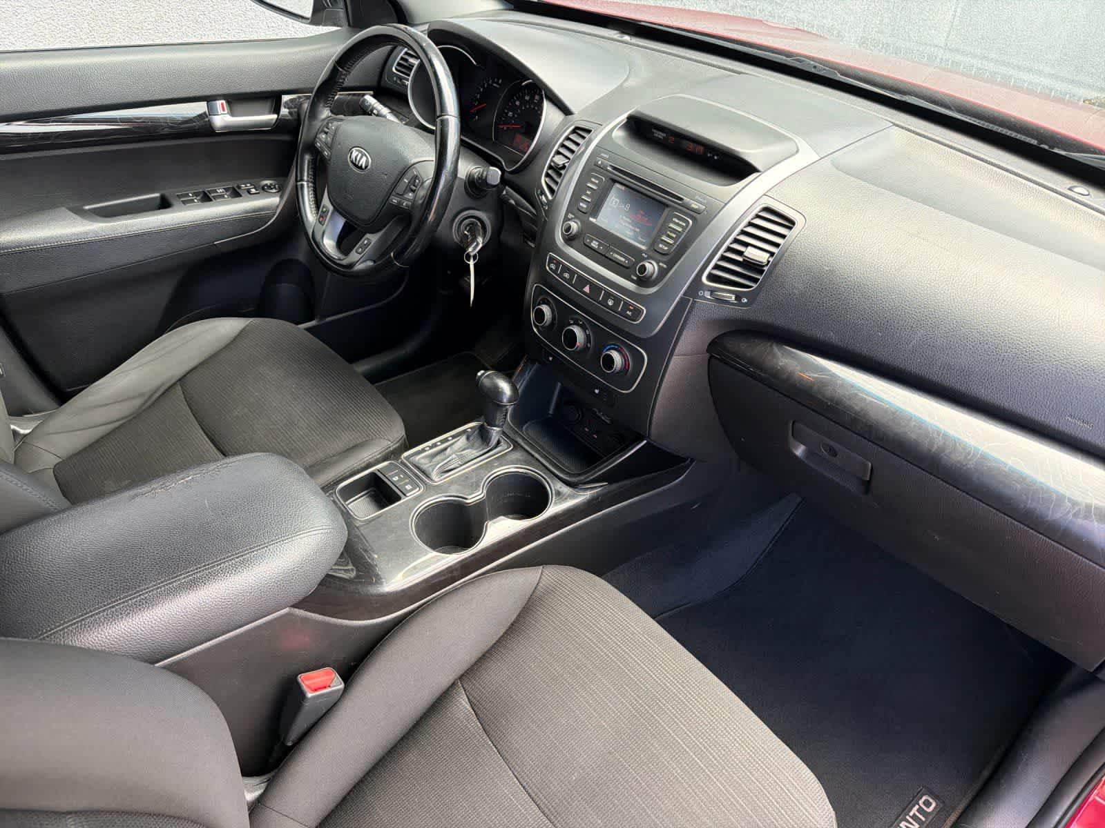Thumbnail: 2015 Kia Sorento - 17