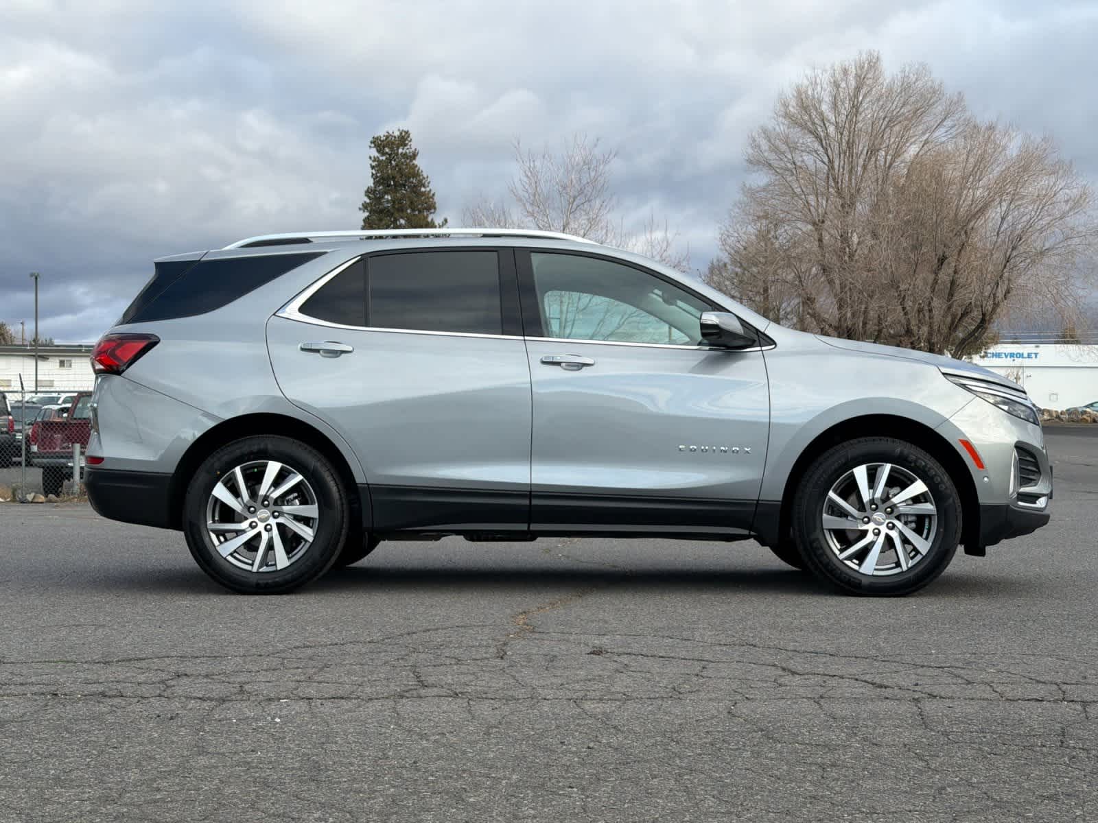 Thumbnail: 2023 Chevrolet Equinox - 8