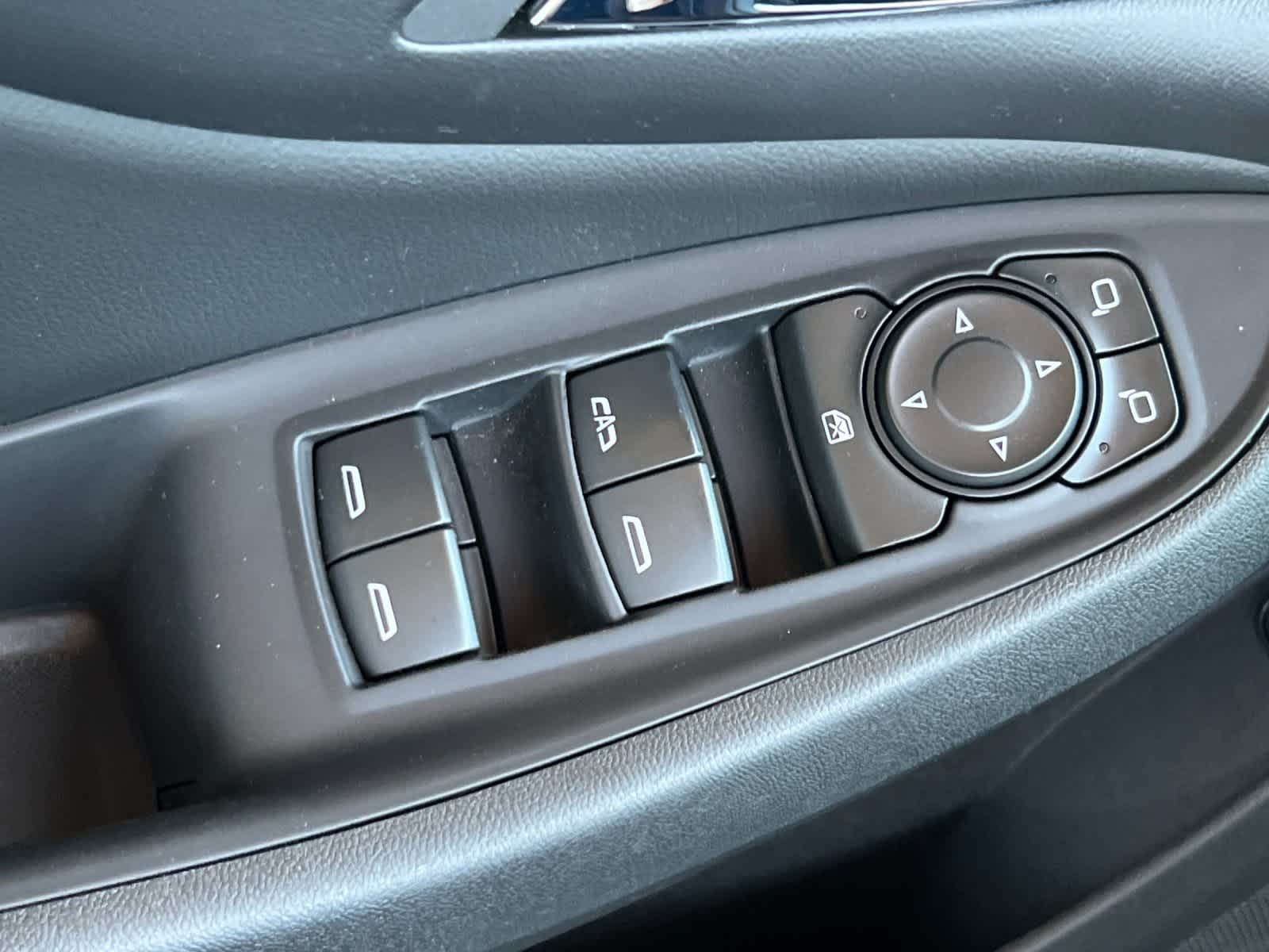 Thumbnail: 2018 Chevrolet Volt - 13