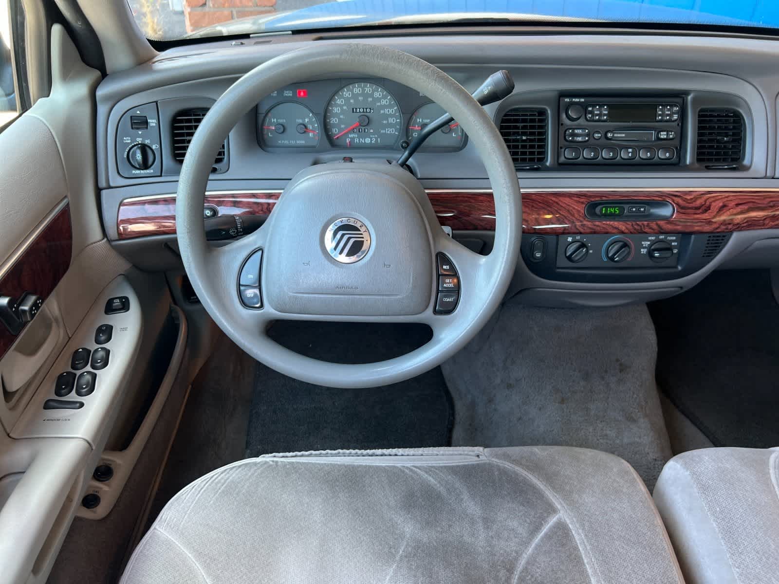 Thumbnail: 2002 Mercury Grand Marquis - 14