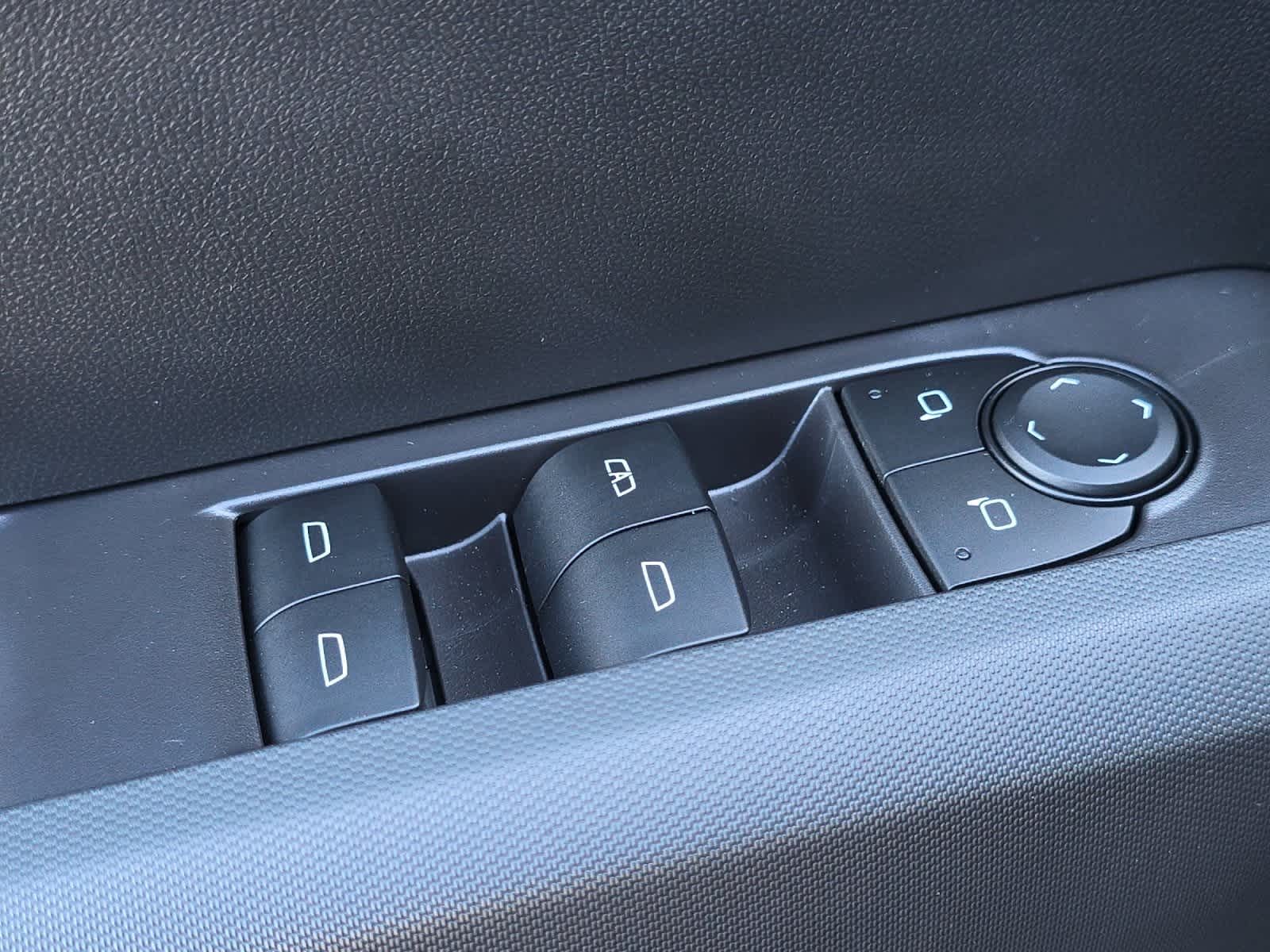 Thumbnail: 2026 Chevrolet Colorado - 13