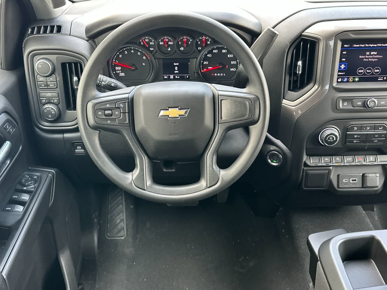 Thumbnail: 2026 Chevrolet Silverado 1500 - 14