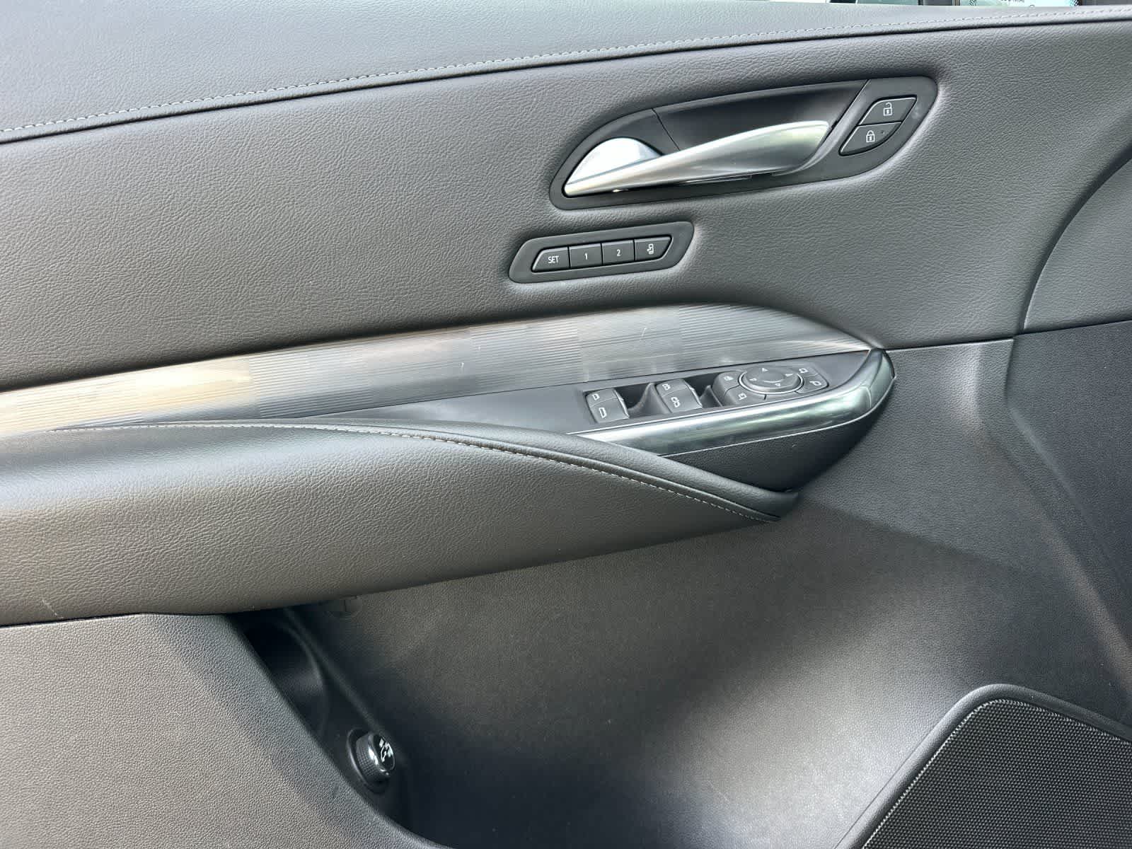 Thumbnail: 2025 Cadillac XT4 - 12