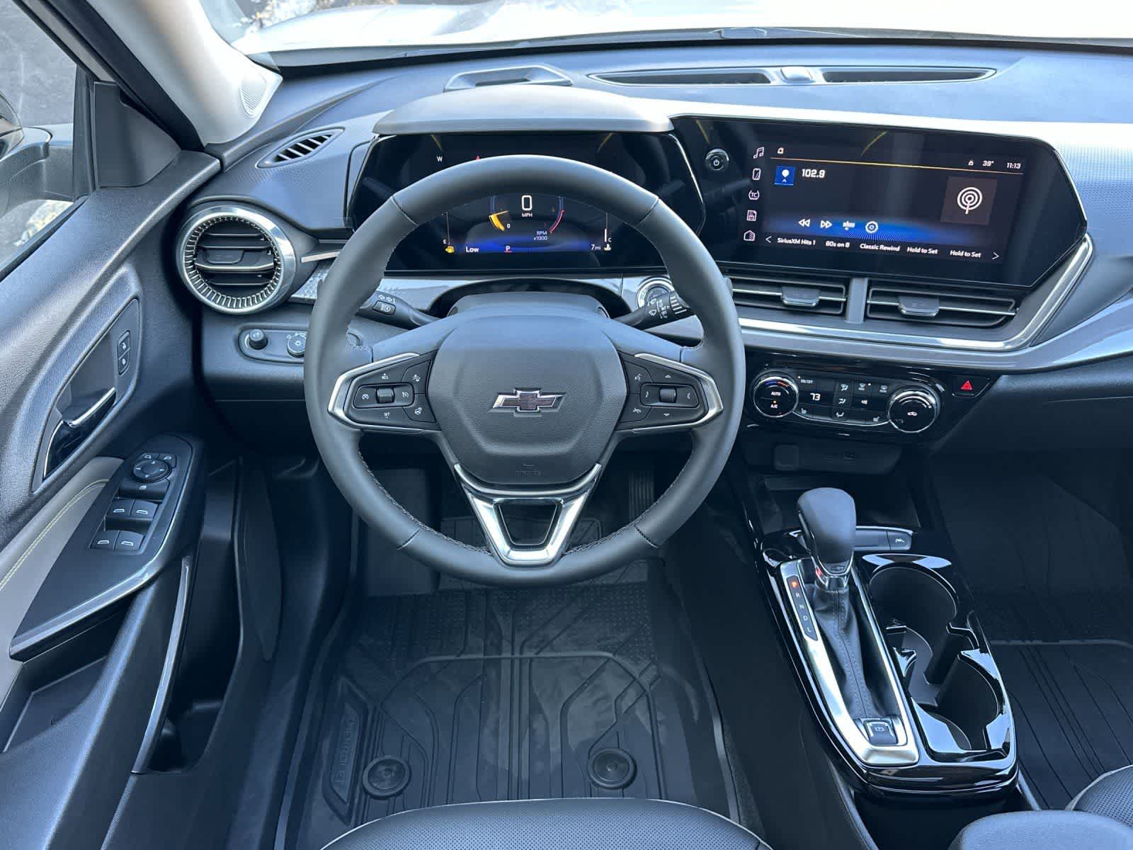 Thumbnail: 2026 Chevrolet Trax - 14