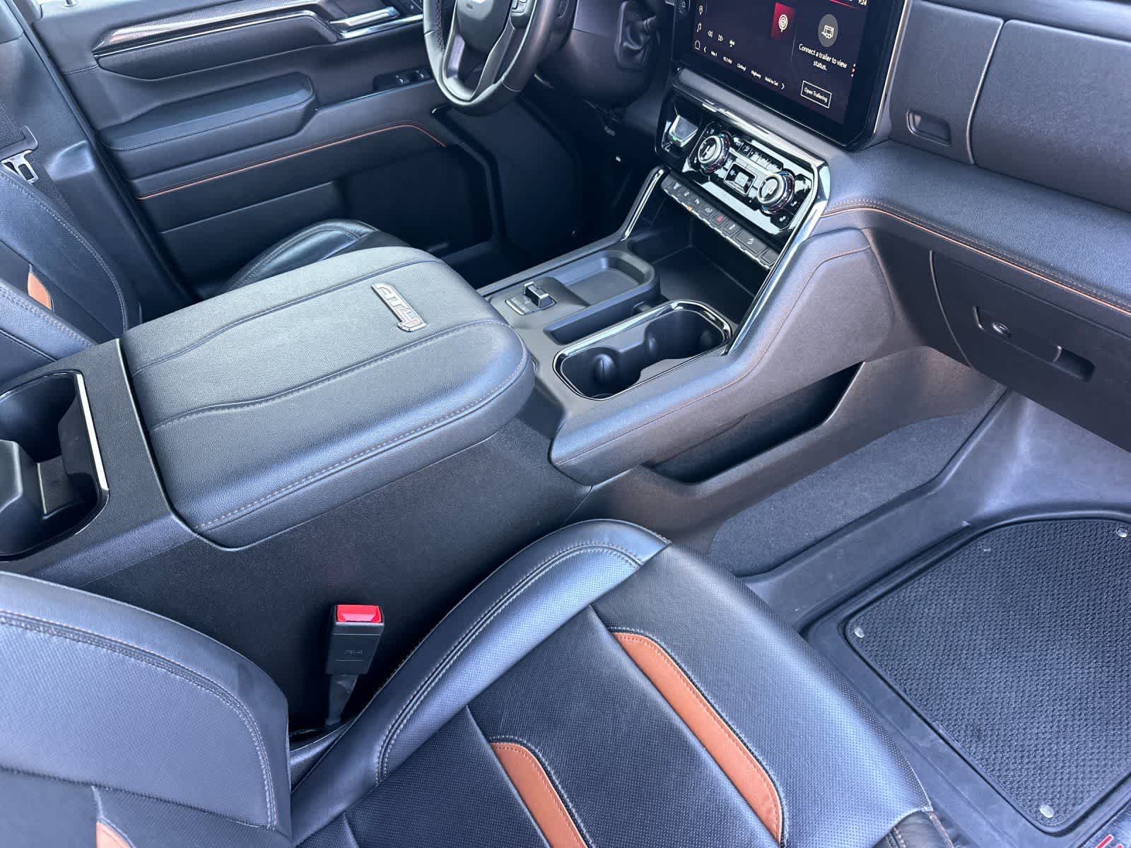 Thumbnail: 2024 GMC Sierra 3500 - 15