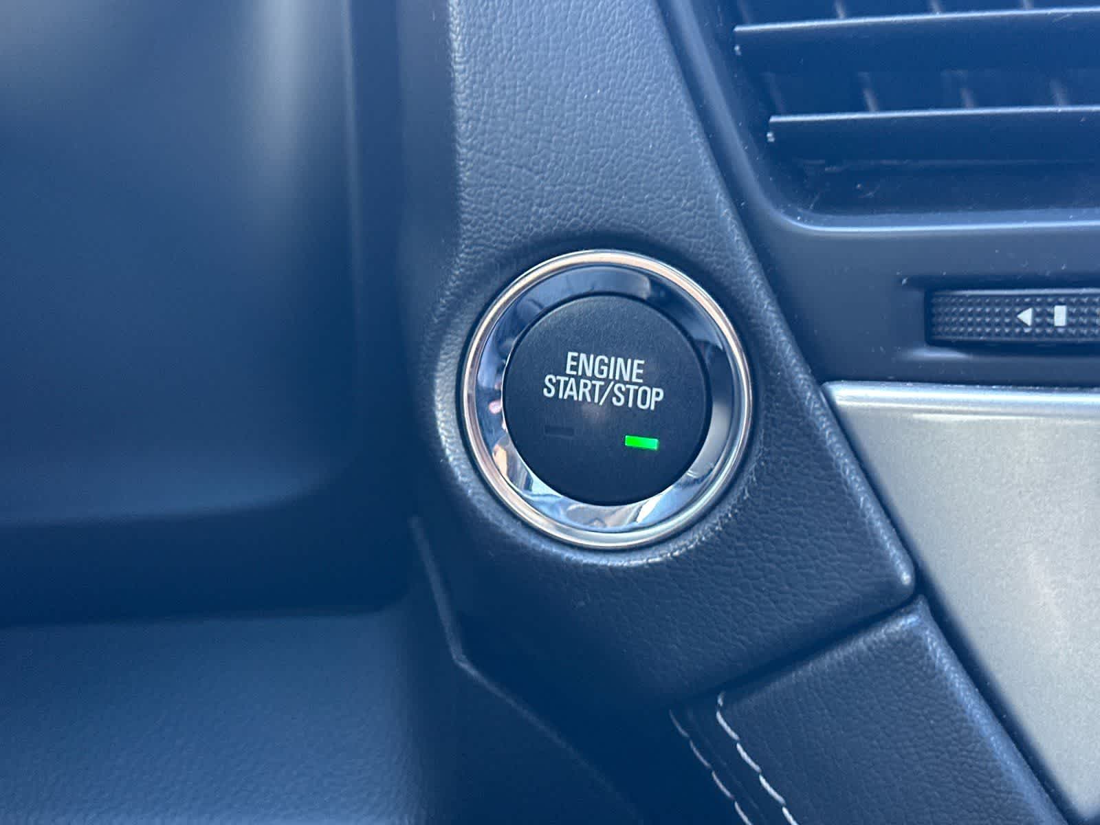 Thumbnail: 2018 Chevrolet Tahoe - 24