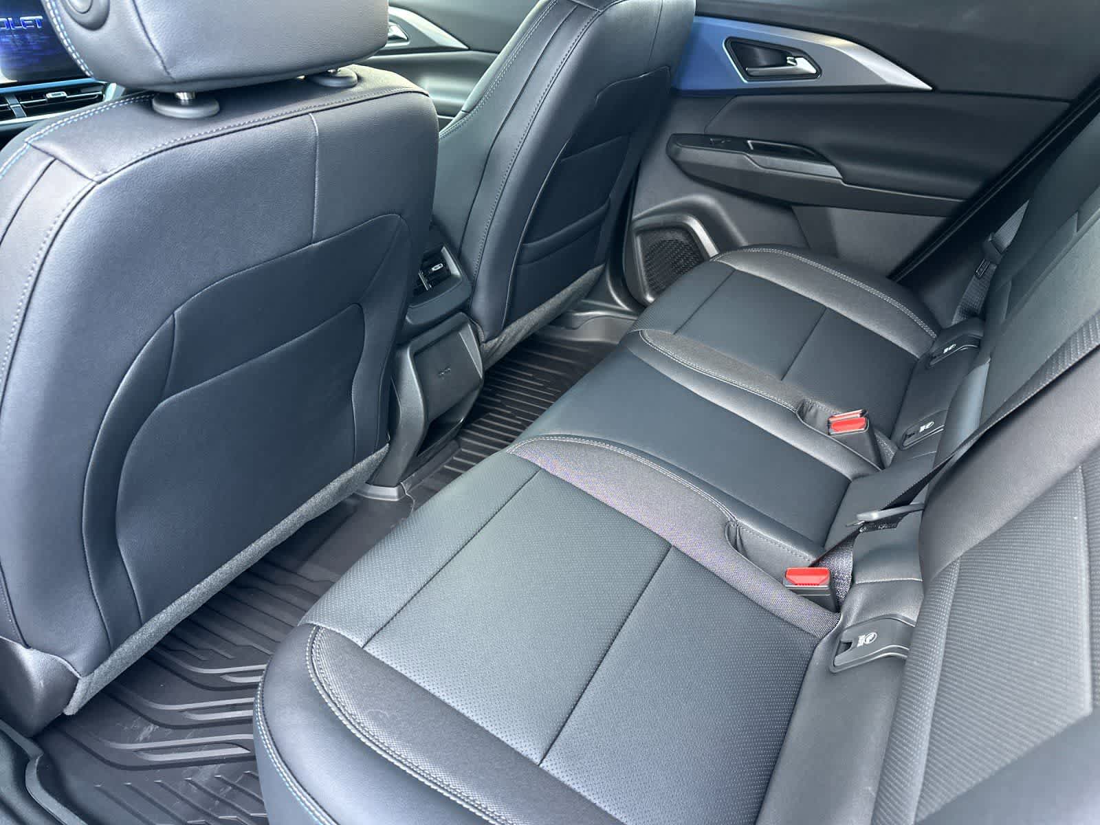 Thumbnail: 2026 Chevrolet Equinox - 4