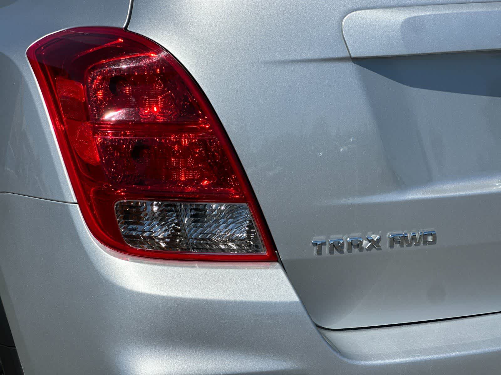 Thumbnail: 2018 Chevrolet Trax - 26